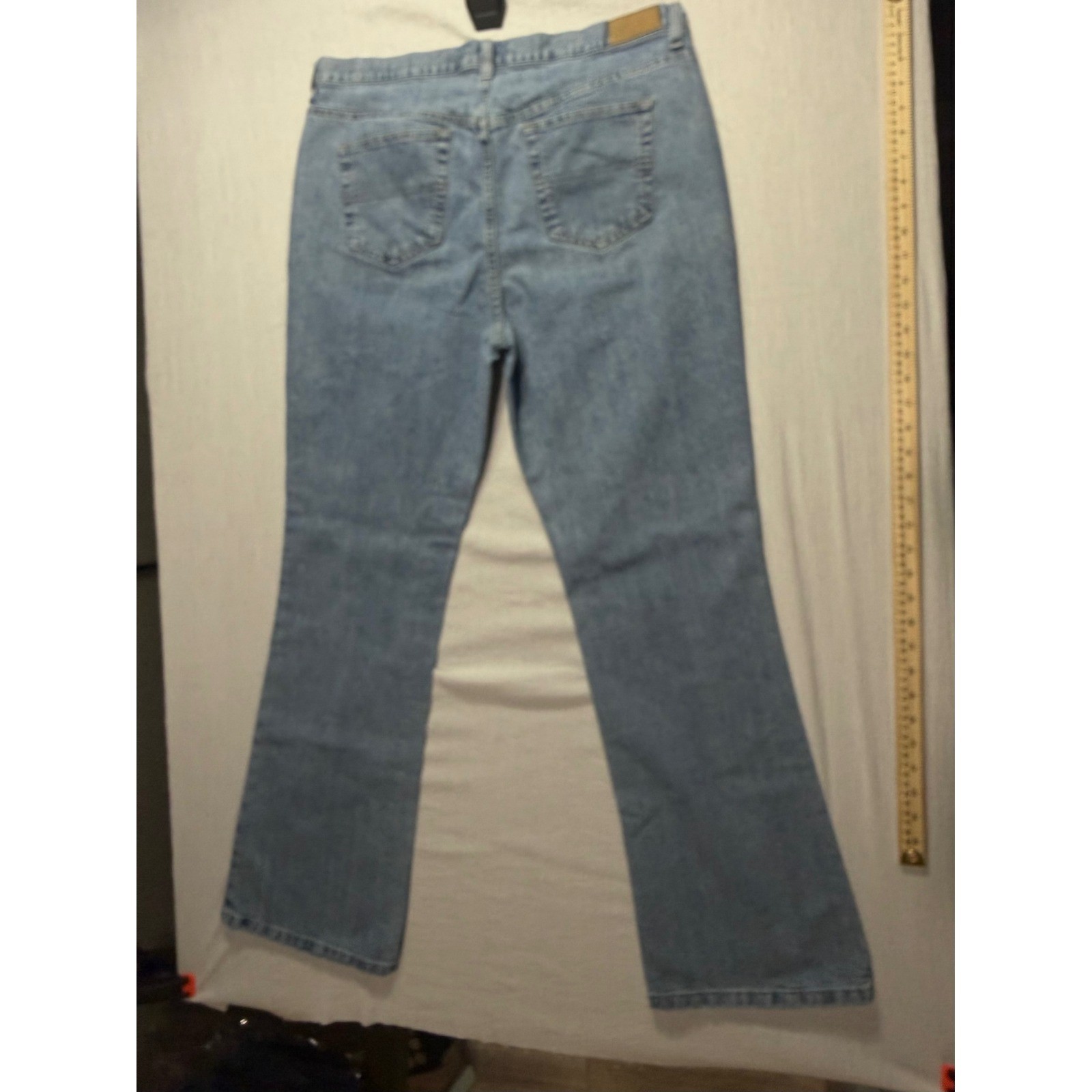 Tommy Hilfiger Womens Bootcut Jeans Medium Wash Blue Denim Size 16 Stretch