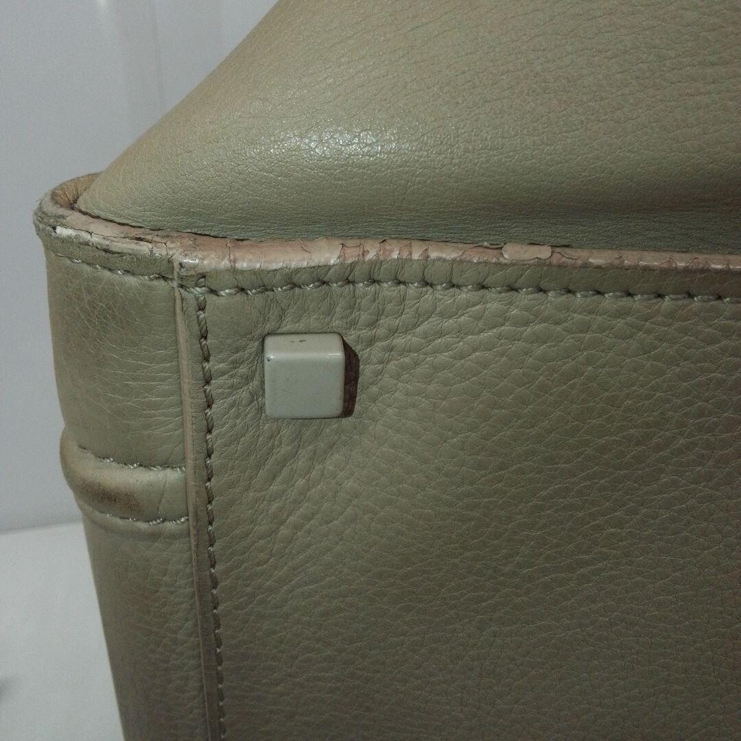 CELINE Luggage Phantom Tote Bag Greige Leather Zip Auth