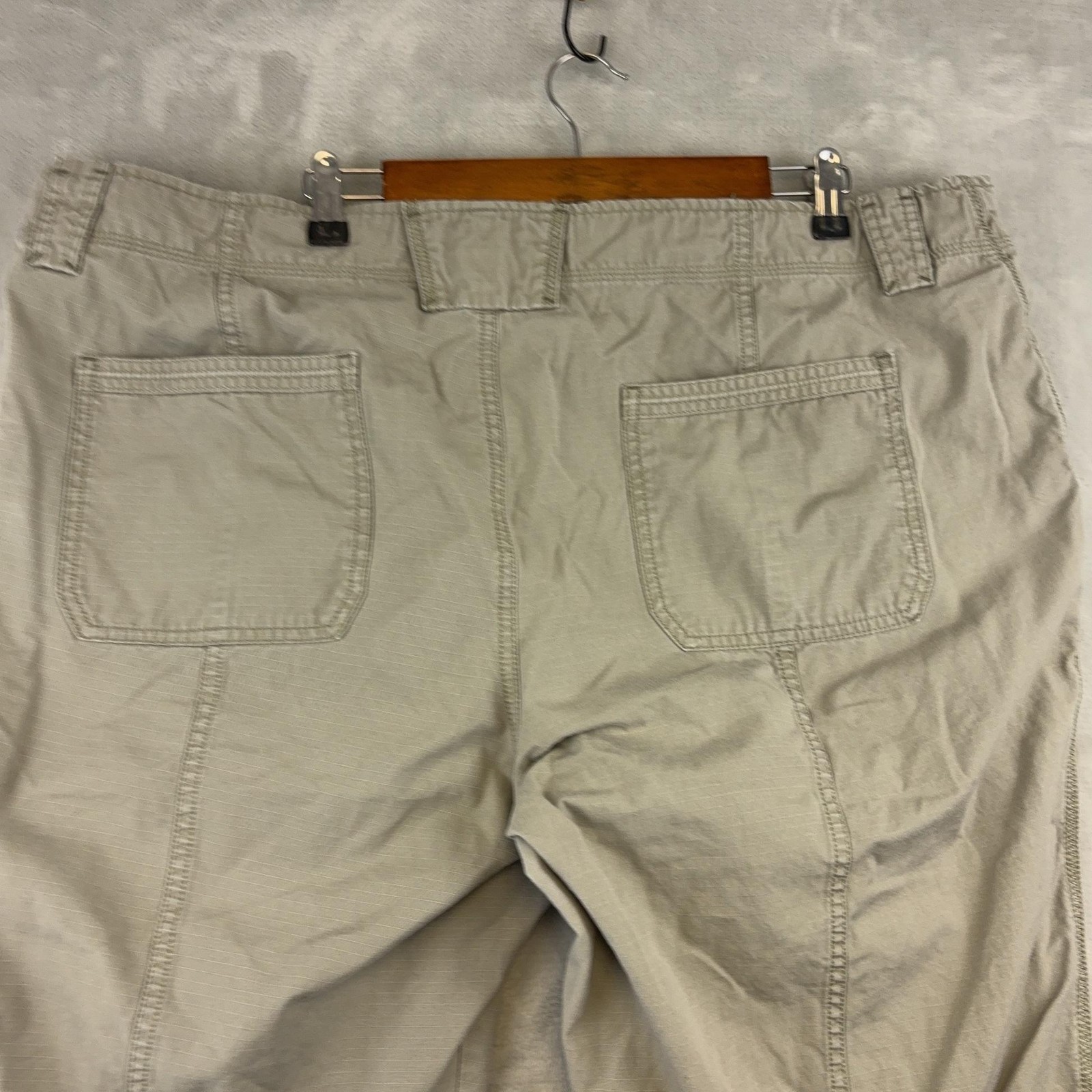 Eddie Bauer Capri Pants Womens 22W Beige Cotton Drawstring Cargo Pocket Relaxed