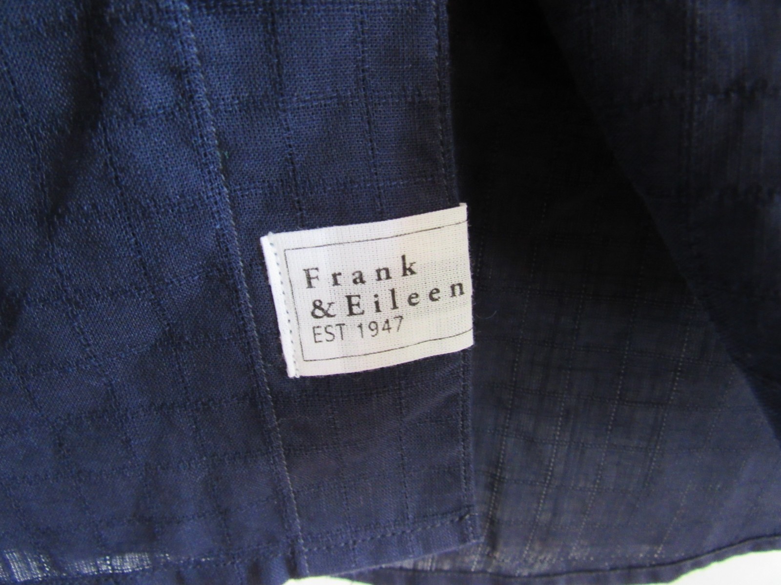 Frank & Eileen Finbar Blue Checkered Button Down Long Sleeve Shirt Size XS NWOT