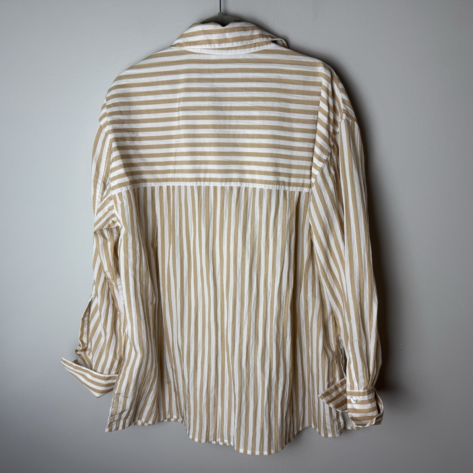 Vince. Popover Blouse Size Large Tunic Top 3/4 Sleeves V-Neck Tan White Stripes