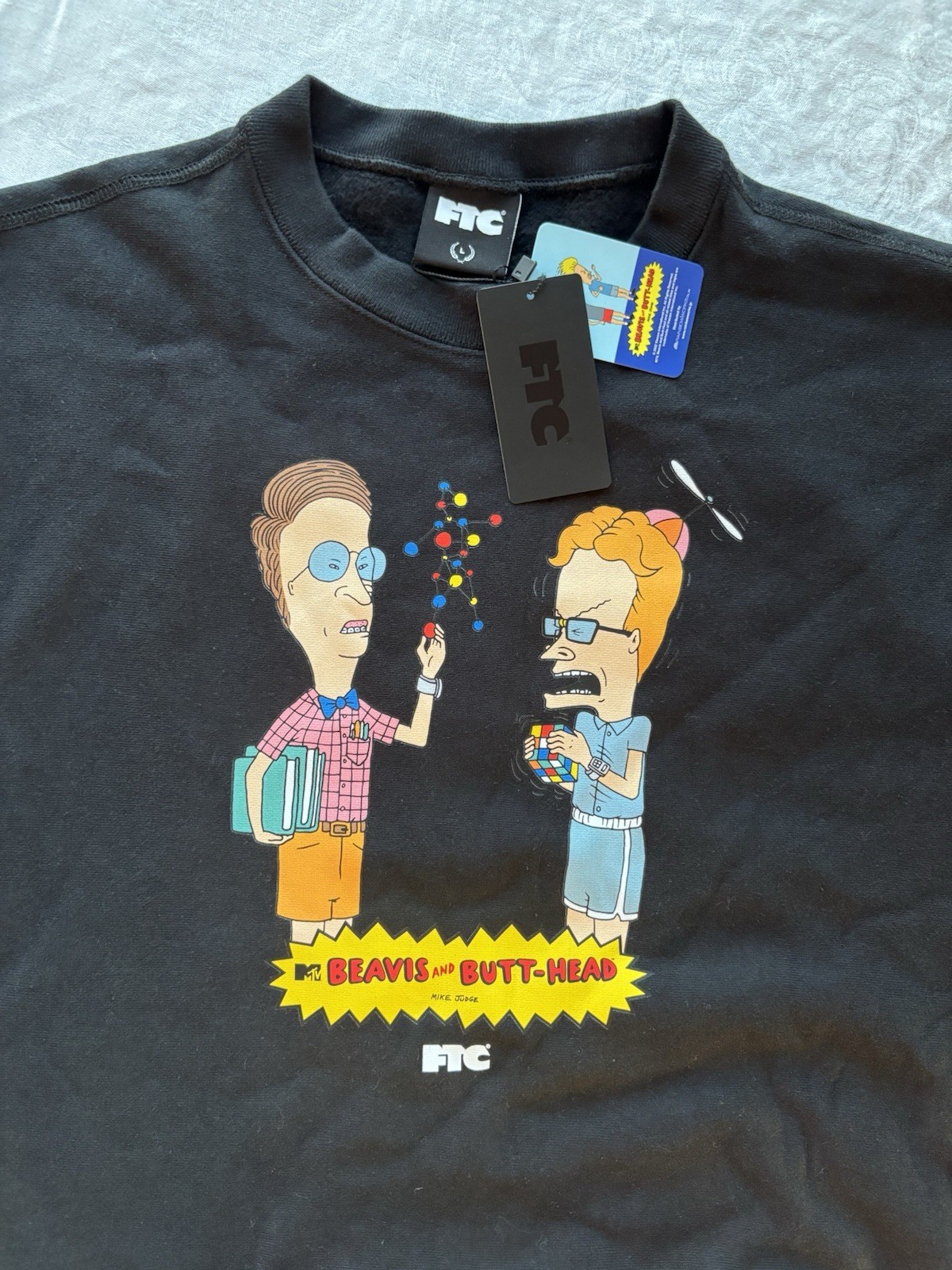 NWT Beavis and Butthead x FTC Sweatshirt Rubiks Cube Science Toys Cotton L
