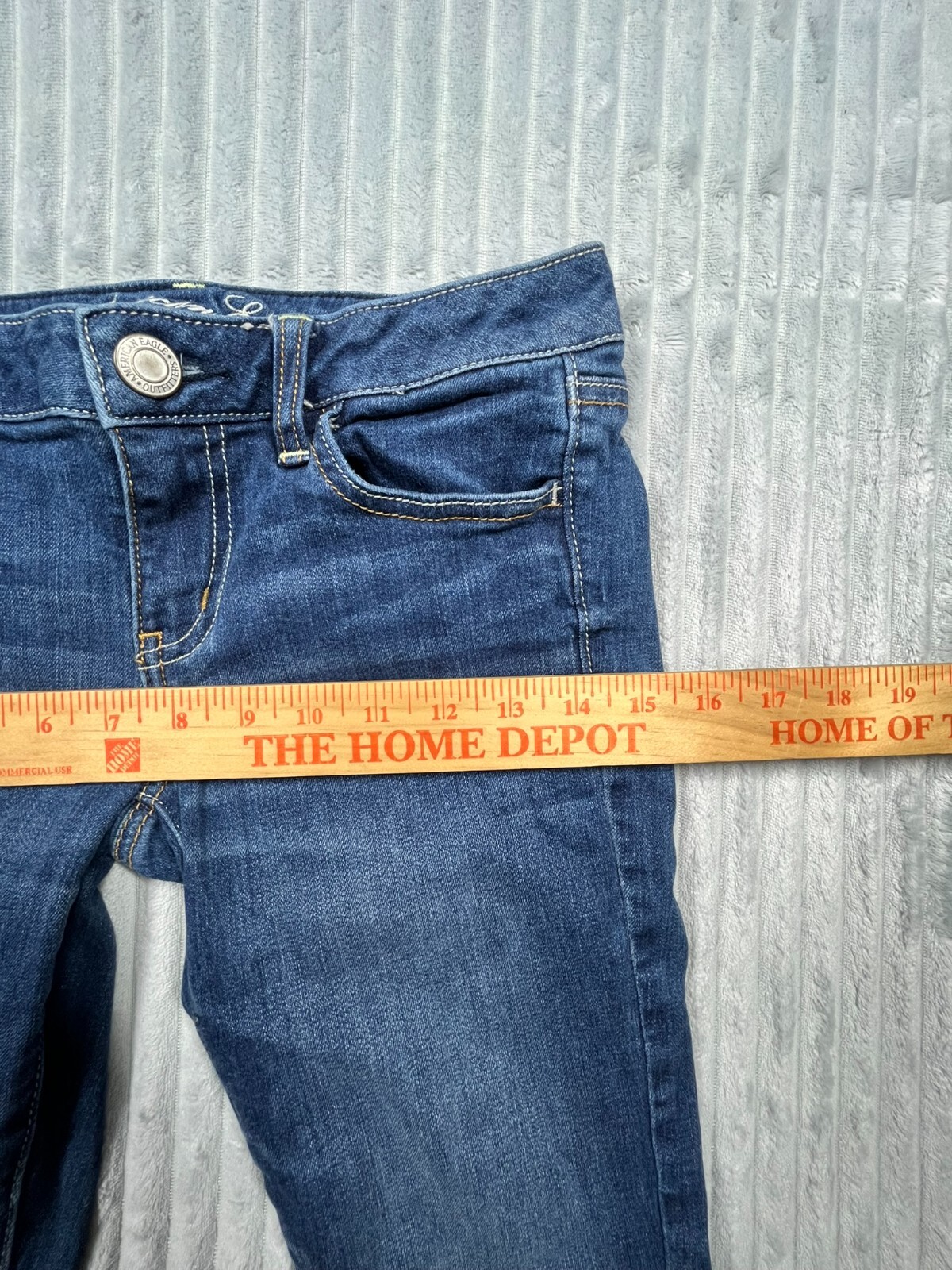 American Eagle Jeans Women’s 2 Reg 26×28 Jegging Stretch Low Rise Medium Wash