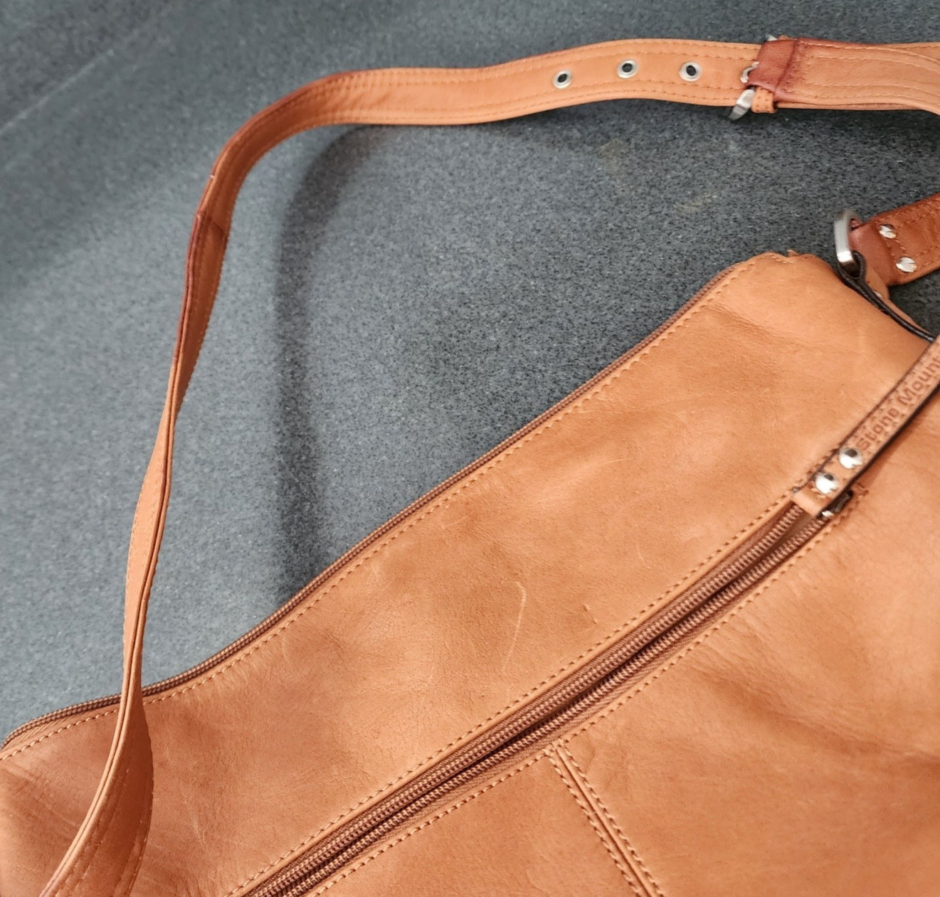 VTG NWT Macy’s Tan High Country Genuine Leather Handbag Purse 13.5×8.75 inches