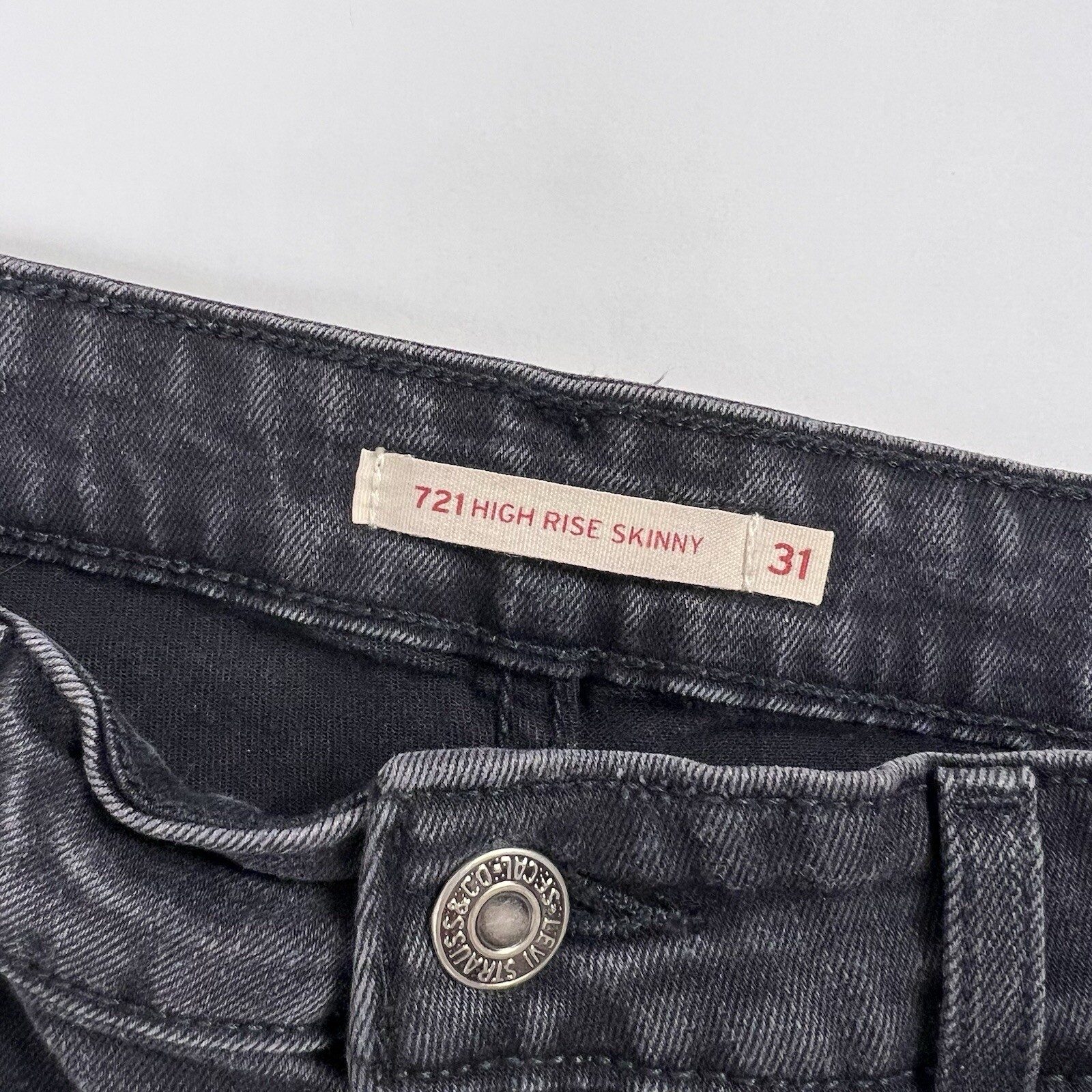 Levi’s Jeans Women’s Size 31 High Rise Skinny Charcoal Wash Denim Stretch