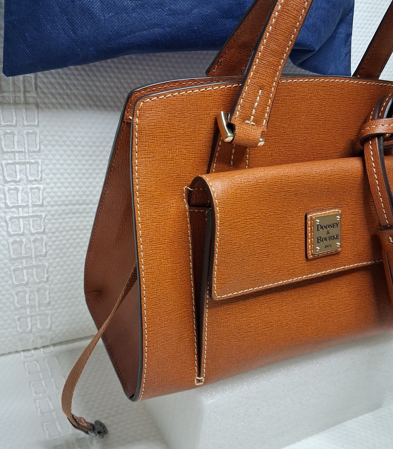 Dooney & Bourke Wexford Small Satchel Natural Tan Leather Crossbody Bag Handbag