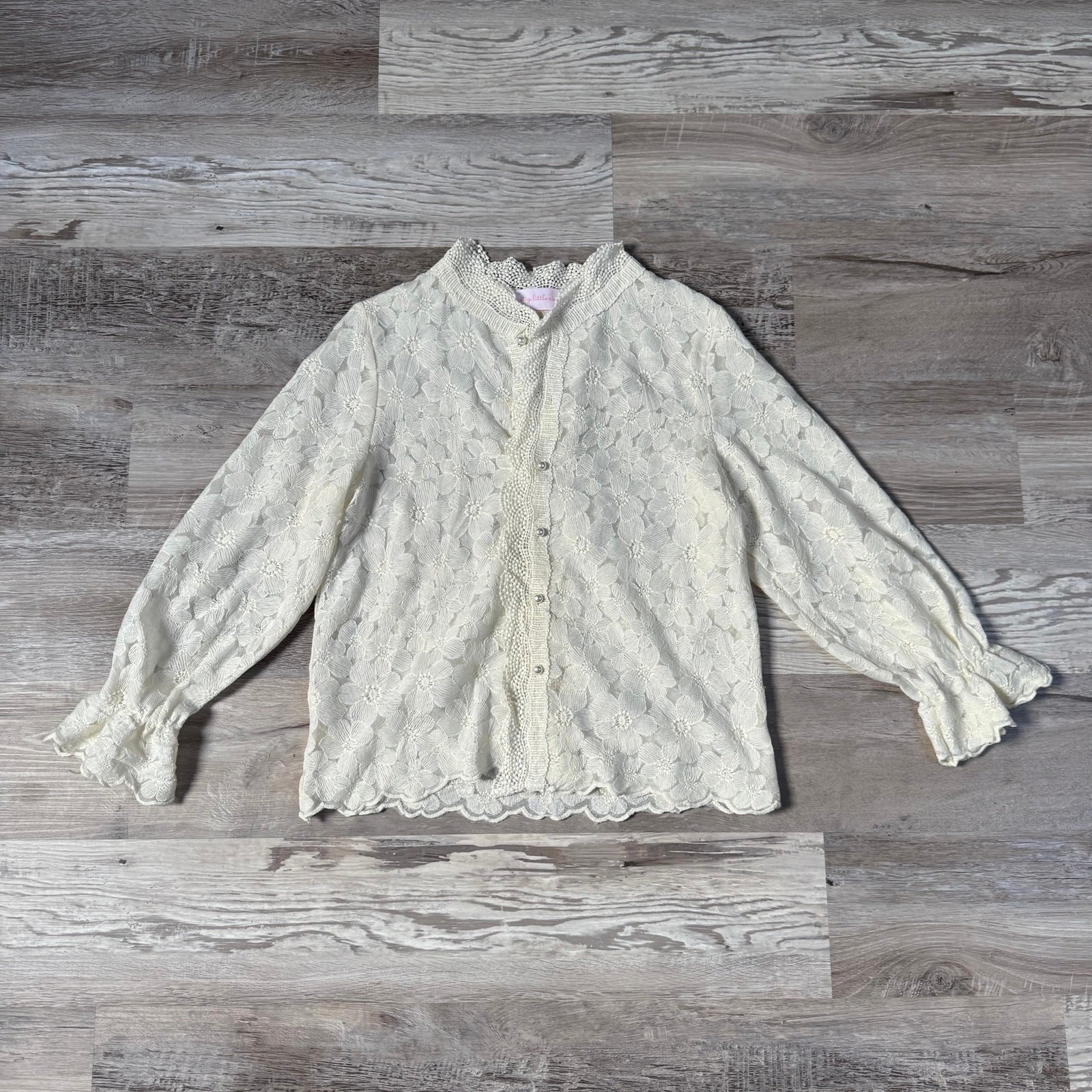 Pretty Little Sister Cream Lace Blouse Floral Button Up Coquette Cottage Small