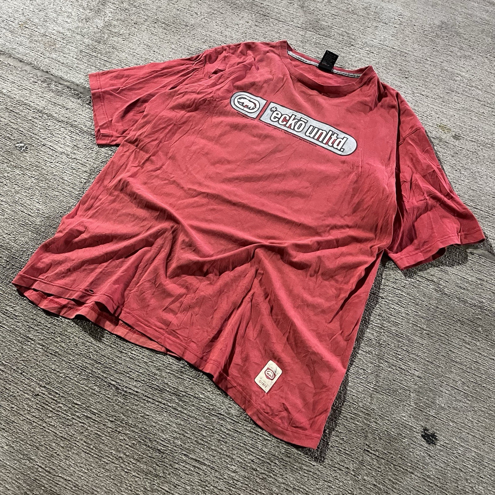 Vintage Ecko Unltd Red Graphic T-Shirt XL Y2K Streetwear Rhino Logo Tee Red