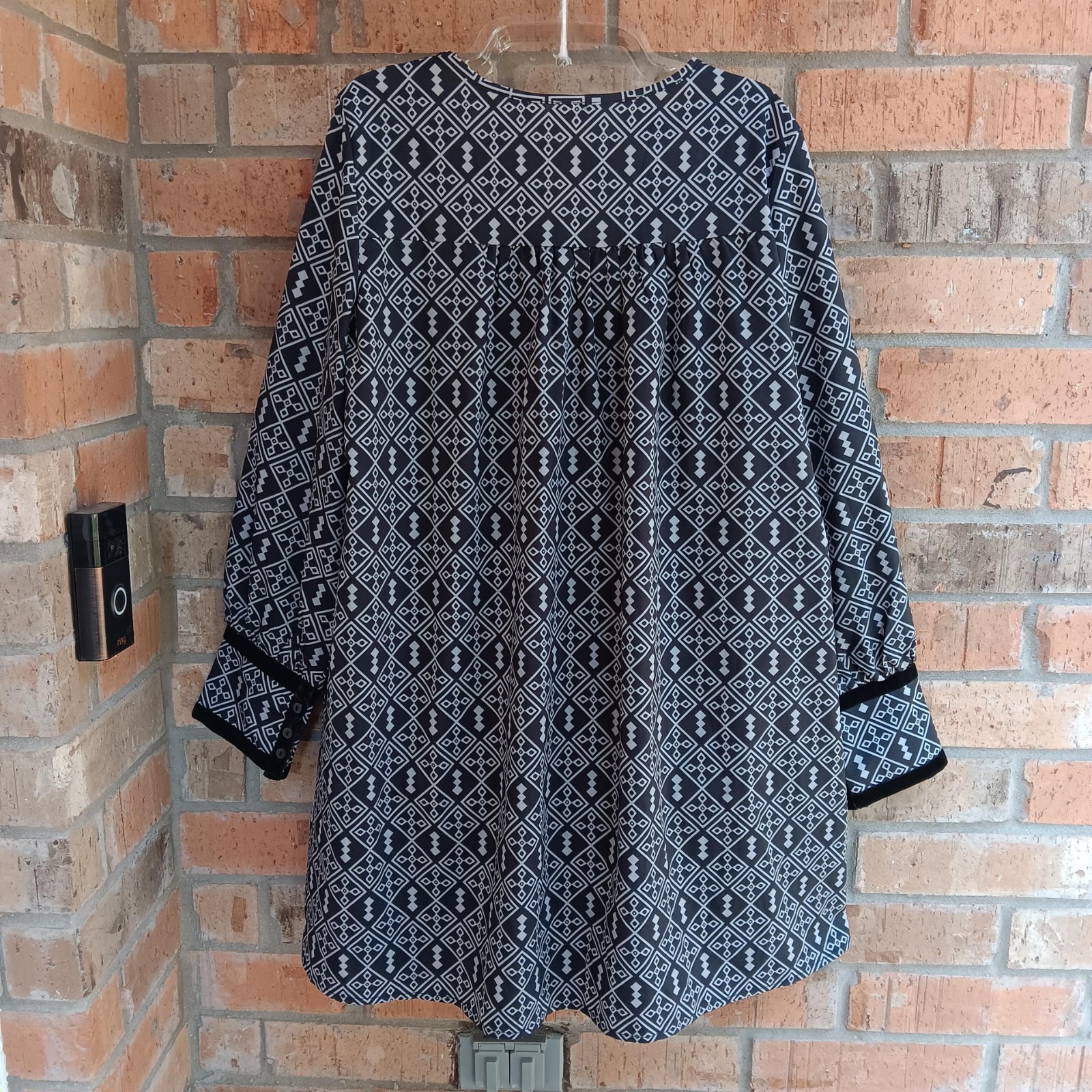 Womens Top Blouse Popover Long Sleeves Pleated Tasseled Tie Size L