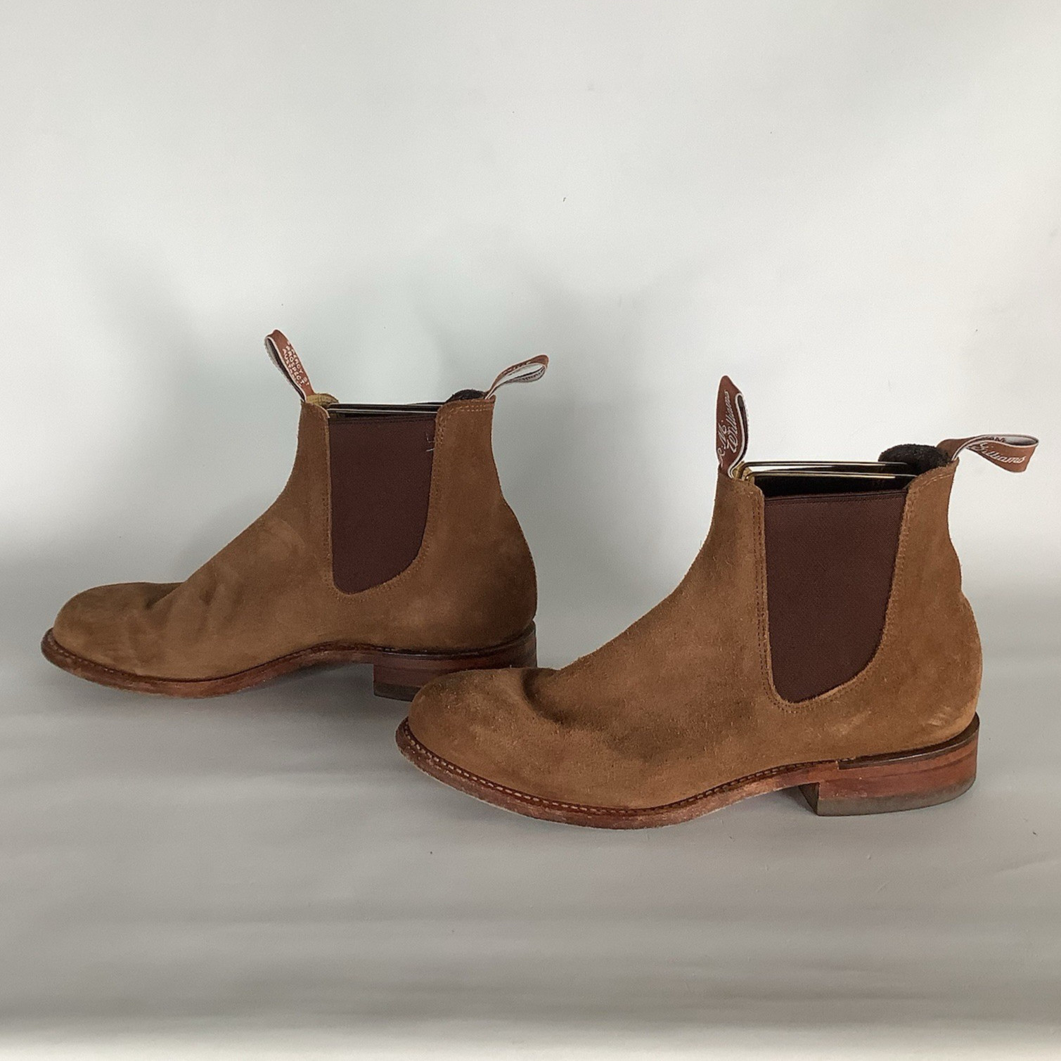 R.M. Williams Comfort Craftsman Suede Chelsea Boots in Brown / Size AU 8C / US 9
