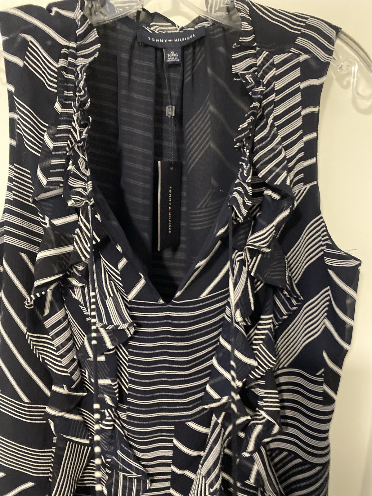 Tommy Hilfiger XL NWT St Michael Polished Sleeveless Navy/White Top