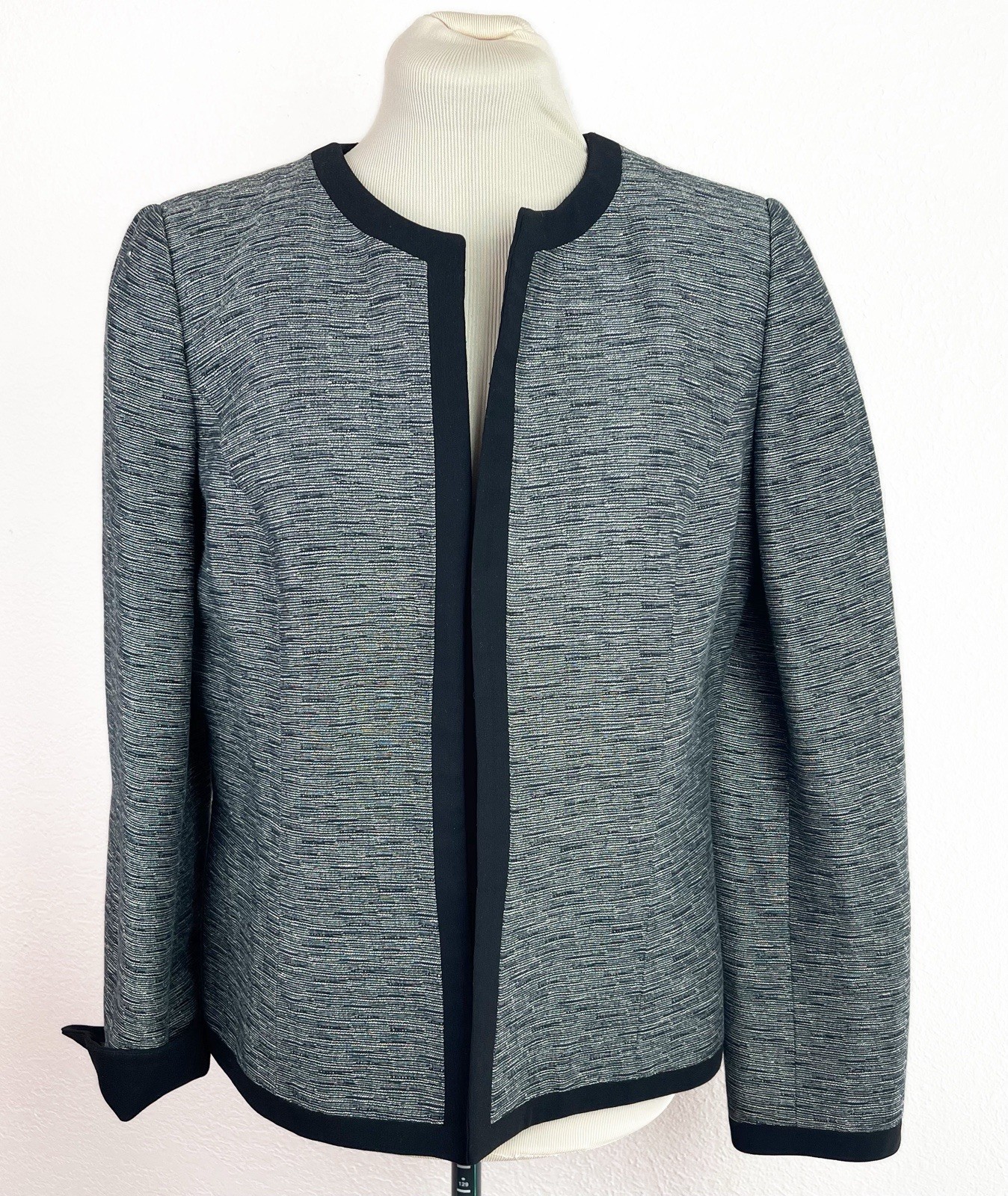 Jones New York Suit Blazer Size 8 Black+ Open Lined Linen+ All Seasons Business