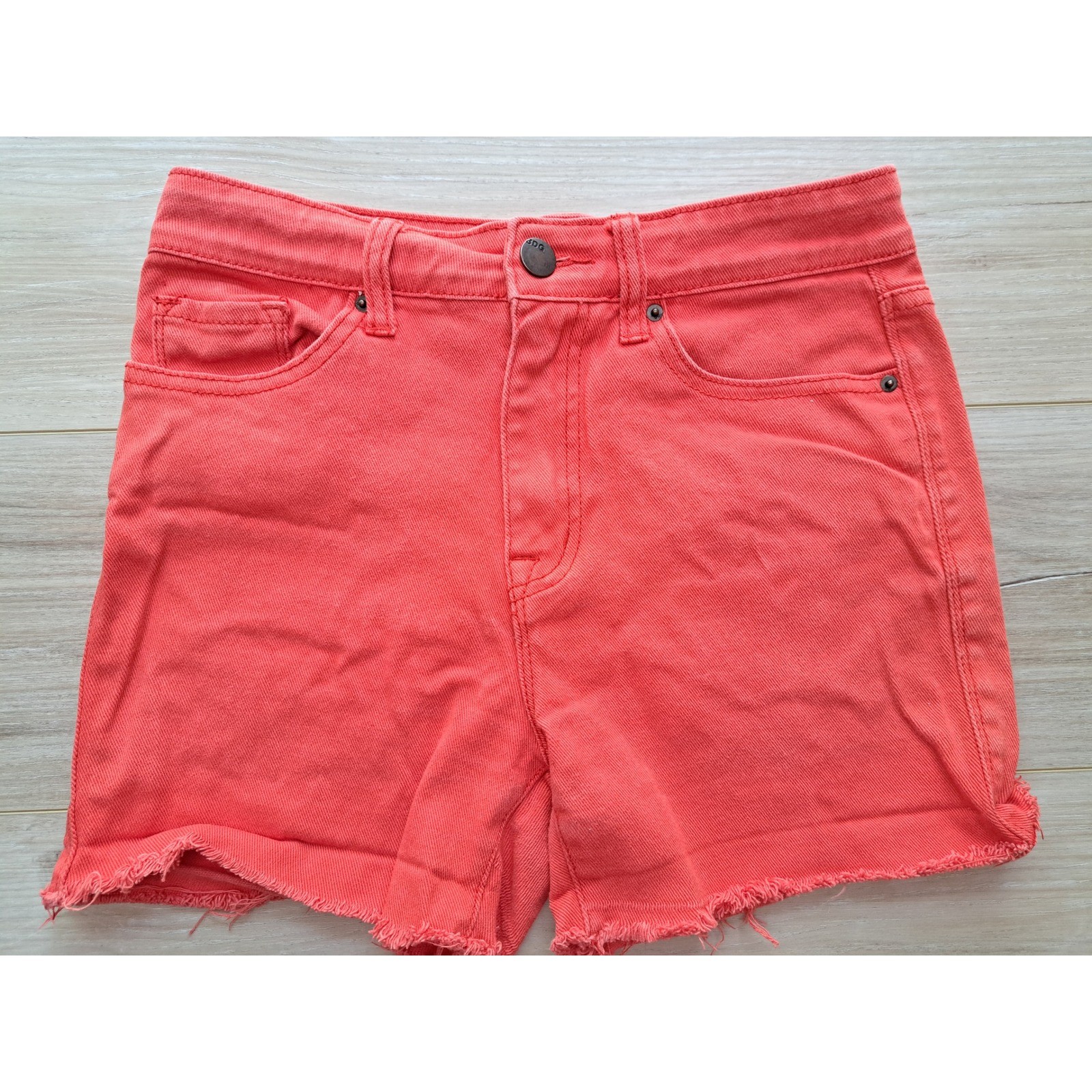 BDG Y2K Urban Outfitters High Rise Denim Shorts Coral Red Raw Hem Stretch sz 27