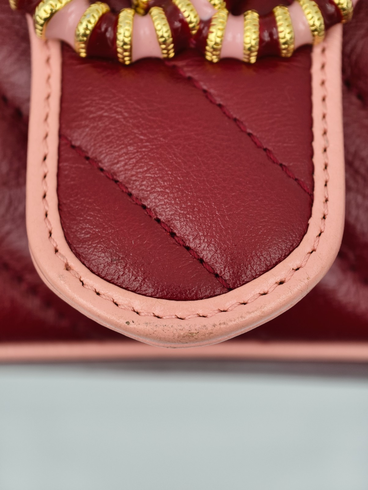 Authentic Gucci GG Marmont Medium 26cm Red Leather Pink Piping Torchon GG Should