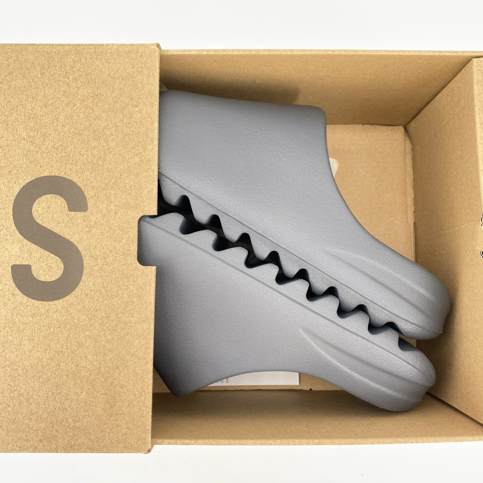 Yeezy Slide “SLATE GREY” 2024 – Size – ID2350 (11068-601)