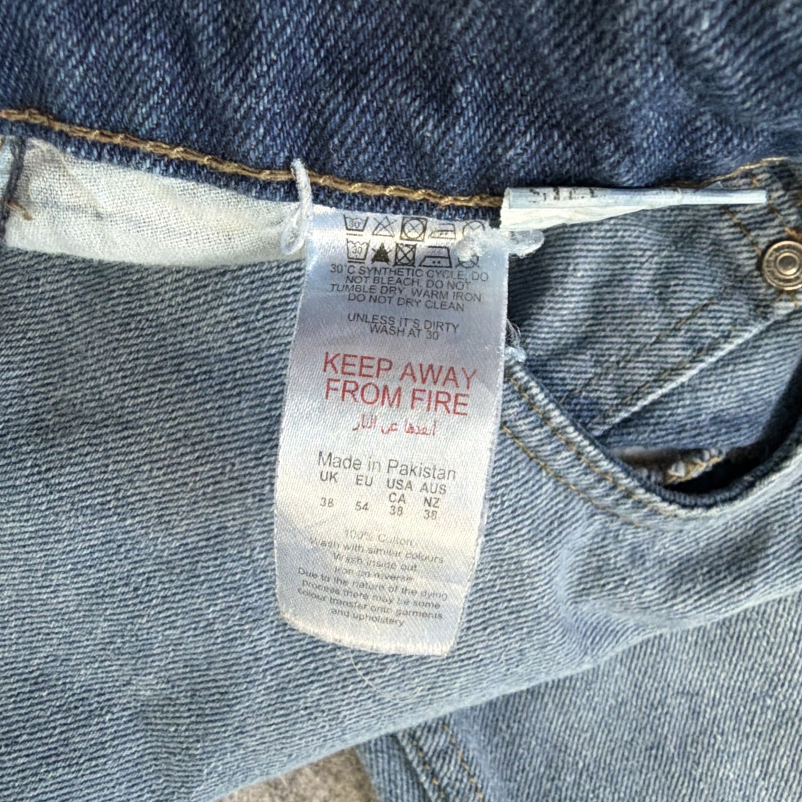 Man BoohooMan Jeans Men38 x 31 Blue Denim Distressed Doves Regular Fit