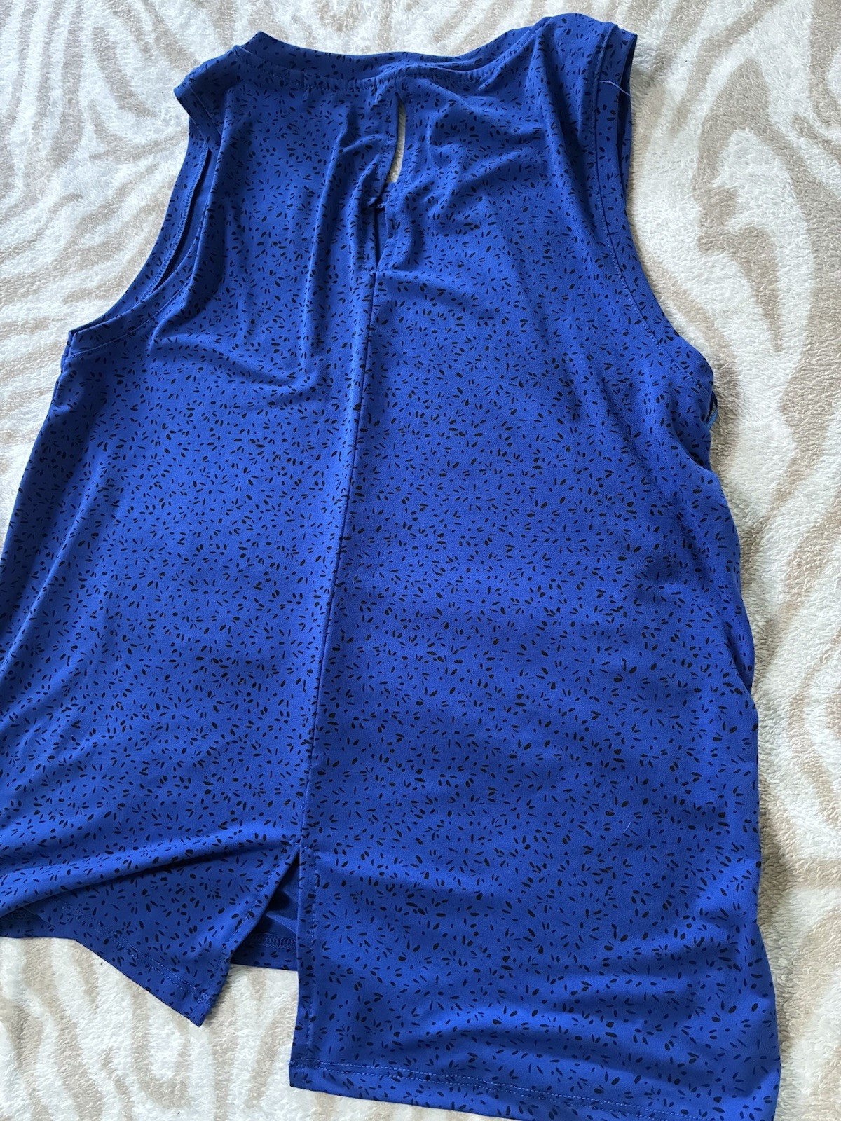 Chaus Abstract Sleeveless Blue/Black Tank Top Round Neck Keyhole Back Size M