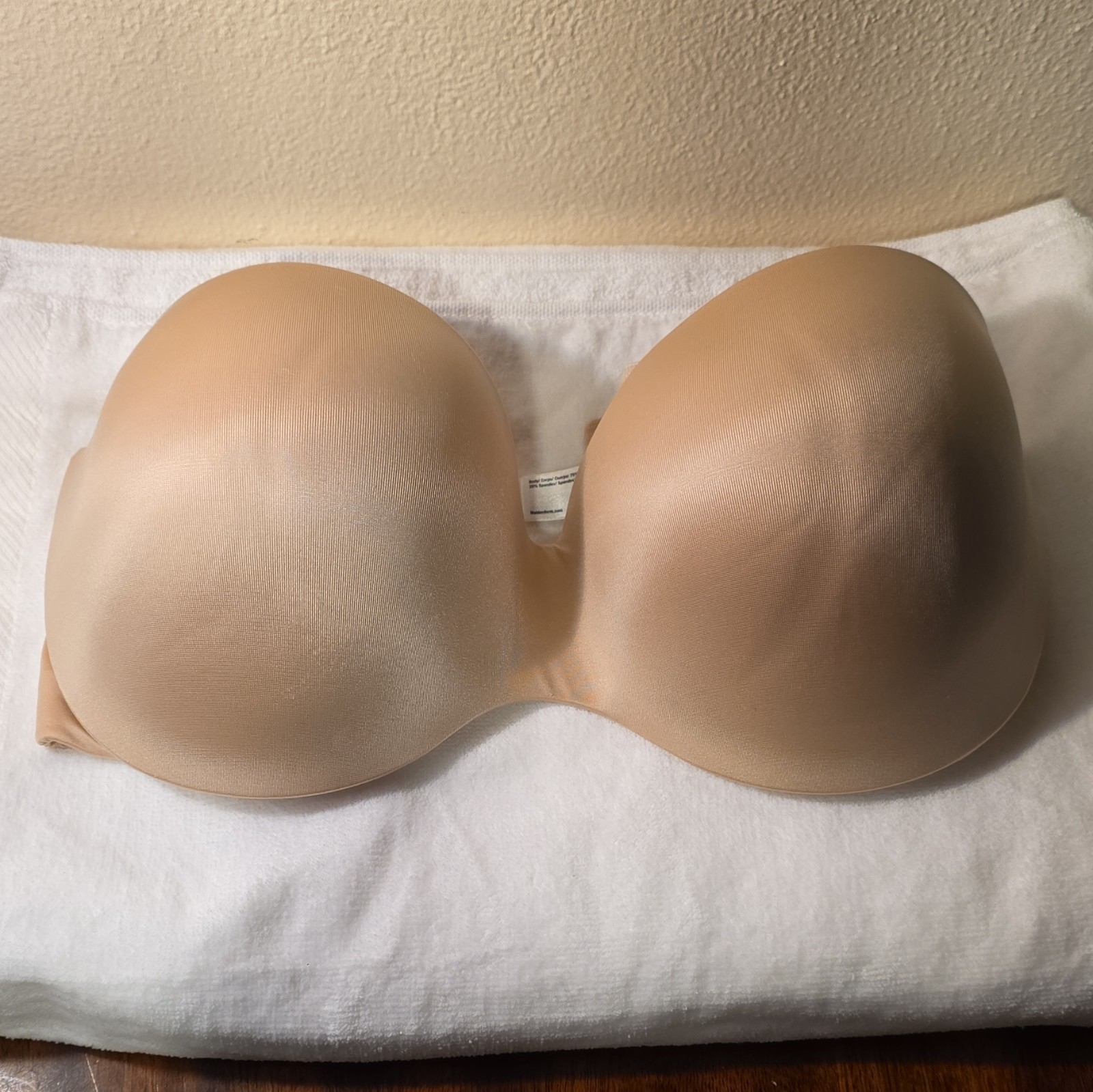 Maidenform Self Expressions Strapless Underwired Padded Bra 36DD Beige DM9472
