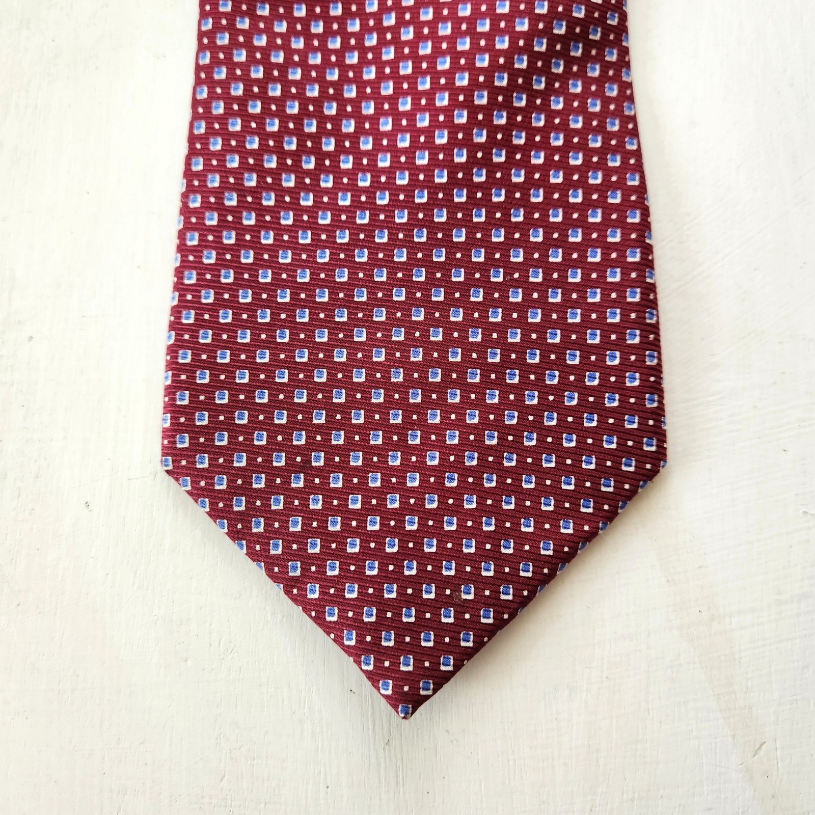 Vintage Brooks Brothers Makers All Silk Red Blue Micro Dot Pattern Necktie 56″