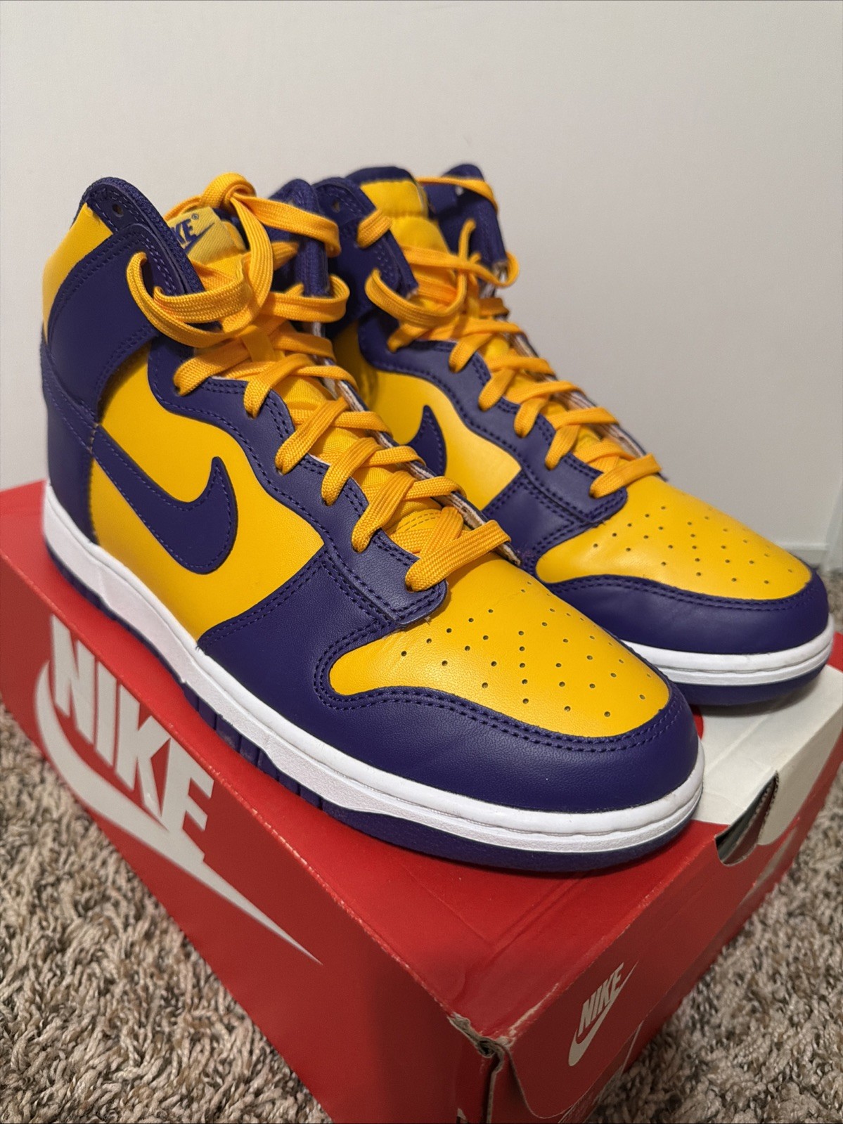 Size 11 – Nike Dunk High Lakers