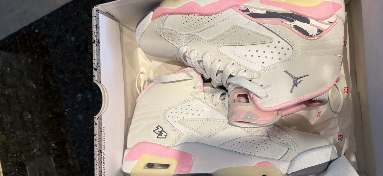 NEW Jordan MVP Shy Pink Women’s Mid-Top (Damaged Box)