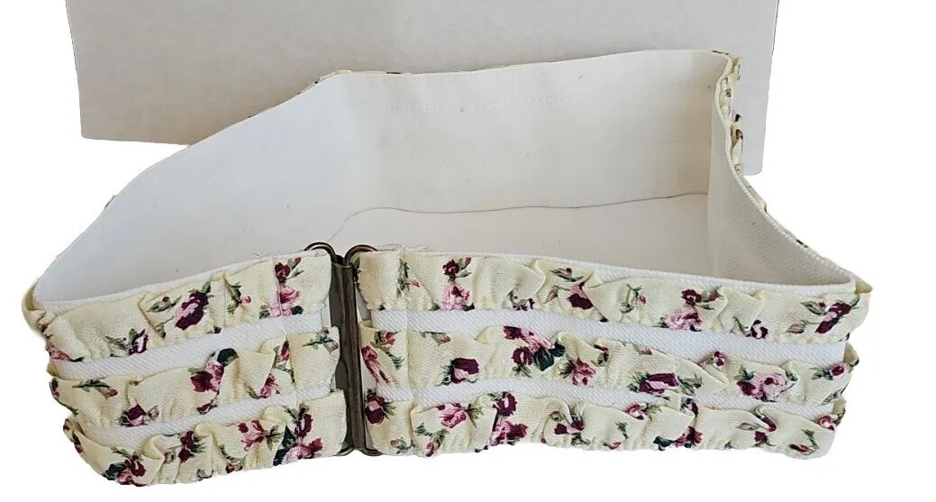 BCBGeneration Belt Wide Waist Flower Pattern Elasticated Stretch Size M/L