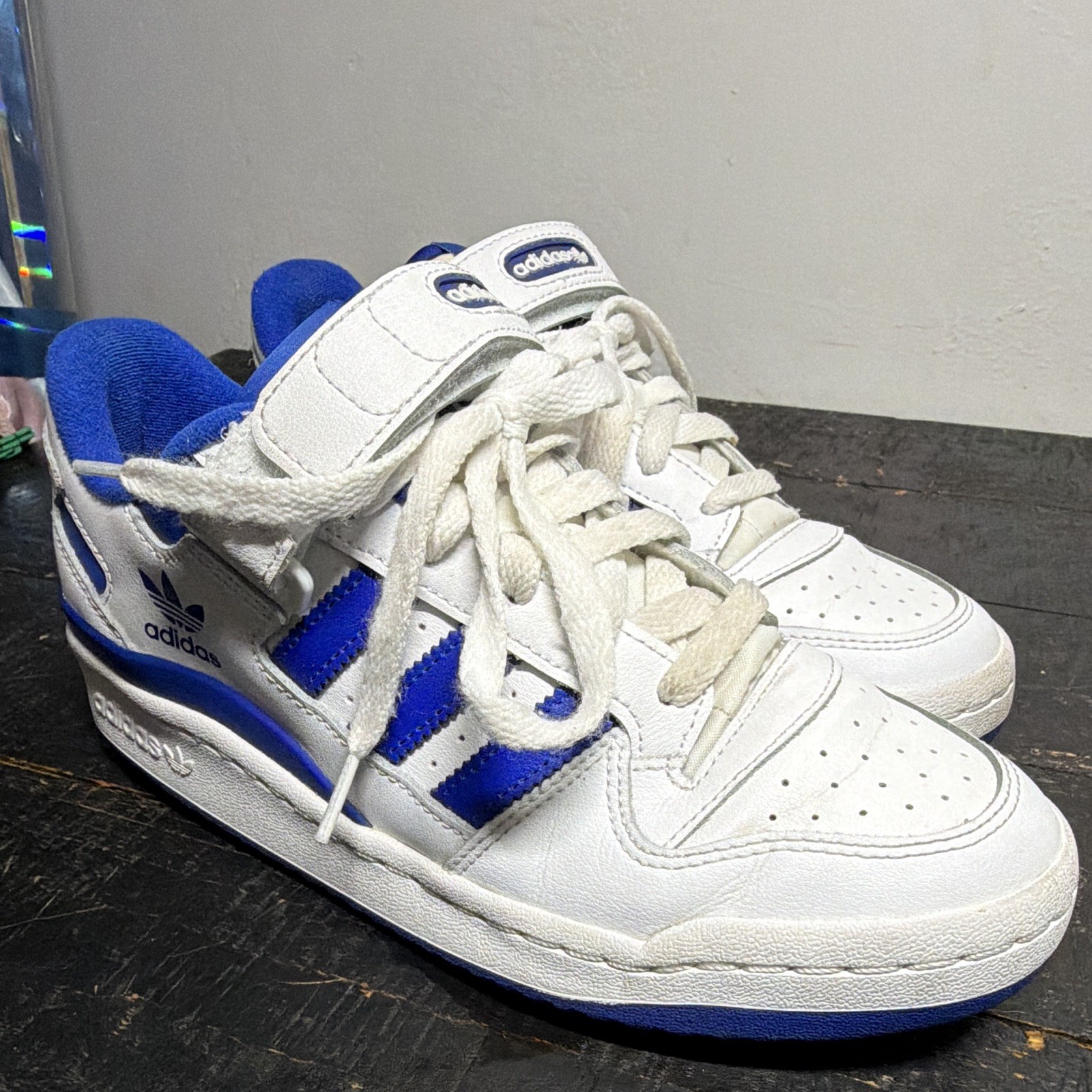 adidas Forum Low White/Royal Blue Men’s Low Top Sneakers Lace Up FY7756