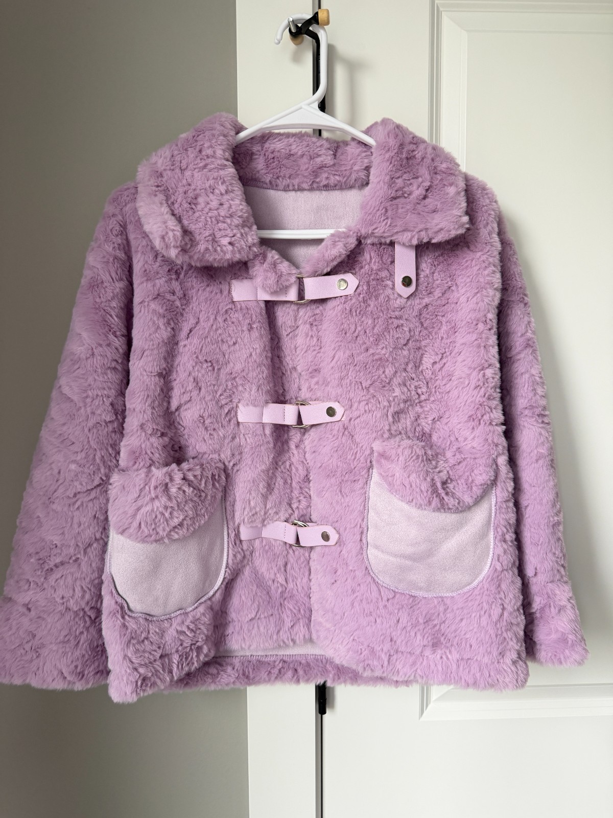 Women’s Lavender Faux Fur Coat Toggle Closure Collared Long Sleeve Winter Jacket