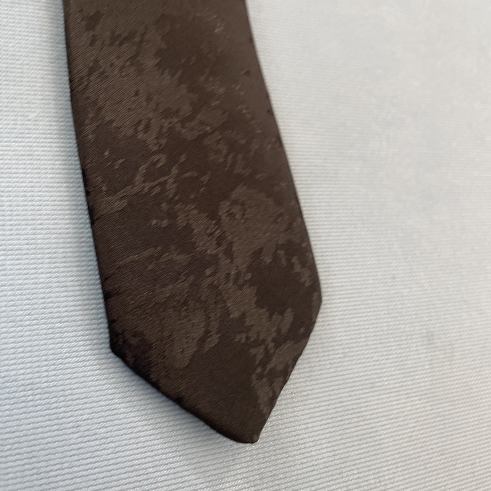 Impact Vtg Slim Necktie Made USA Optical Abstract Art Black Super Skinny 1.7×58″