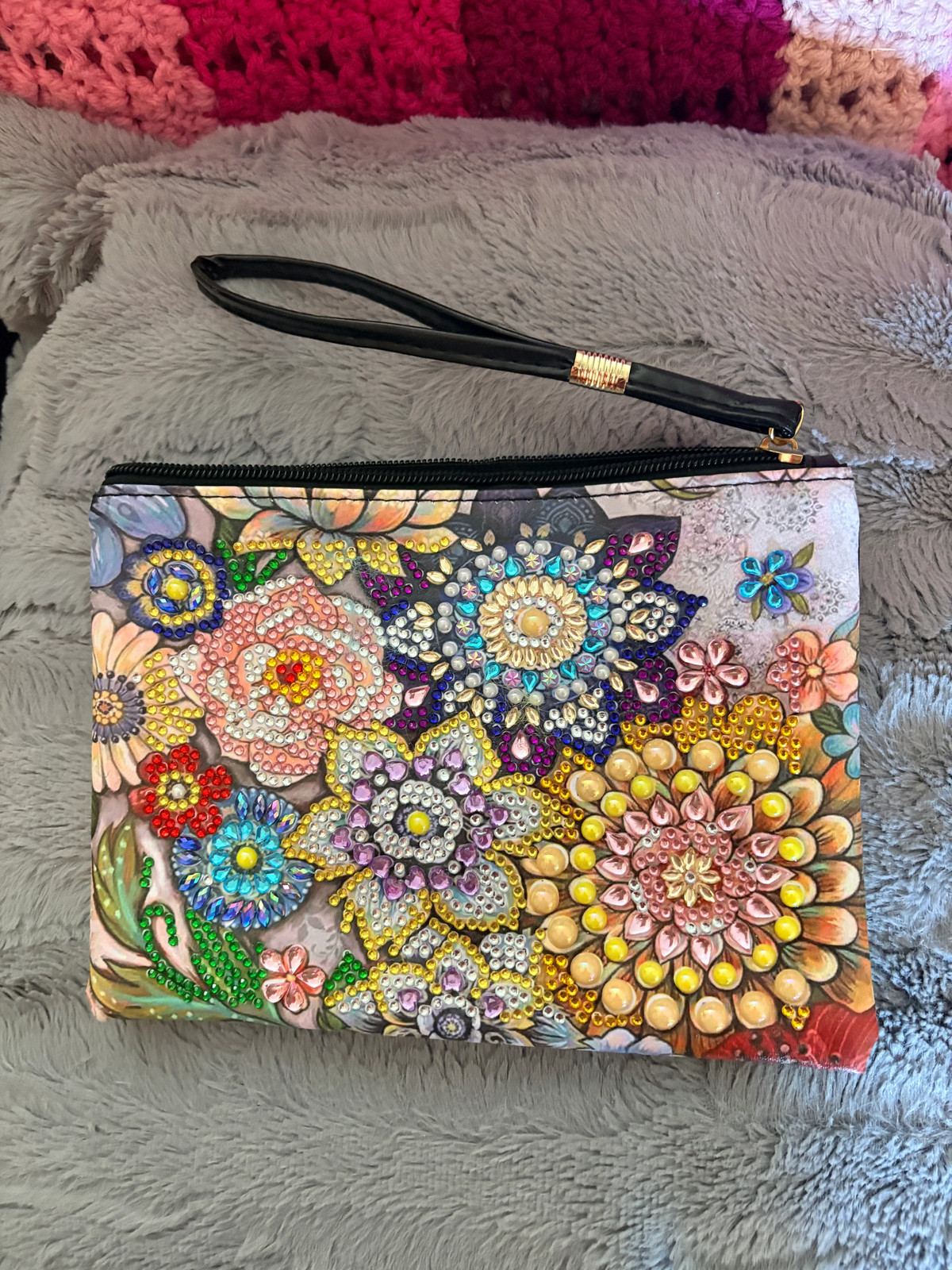 Diamond Art Rhinestone Vinyl Zippered Clutch