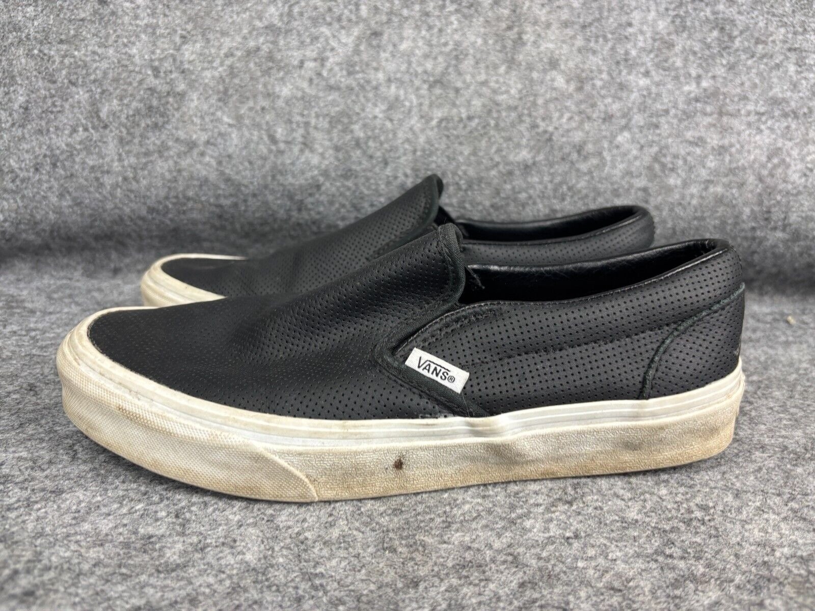 Vans Asher Deluxe Comfort Slip On Shoes Men’s 7 Black Perforated Leather Sneaker