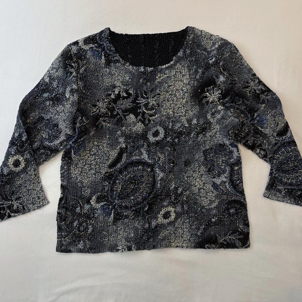 Navy, Gray, Black Paisley Reversible Crinkle Fabric 3/4 Sleeve Top VTG 90s/Y2K S