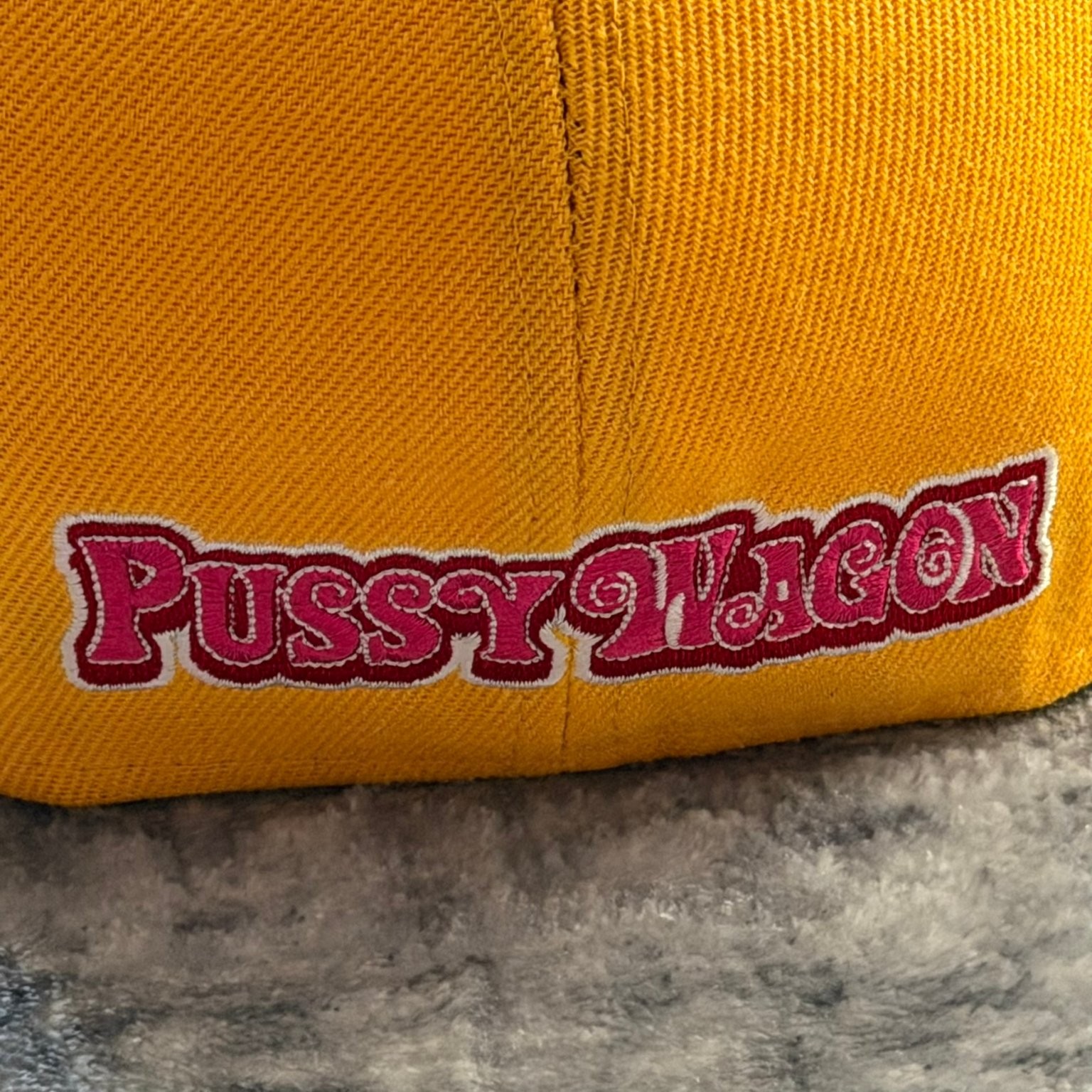 Headgear Classics Kill Bill Fitted Hat 7 3/8 Yellow Pussy Wagon Movie Cap
