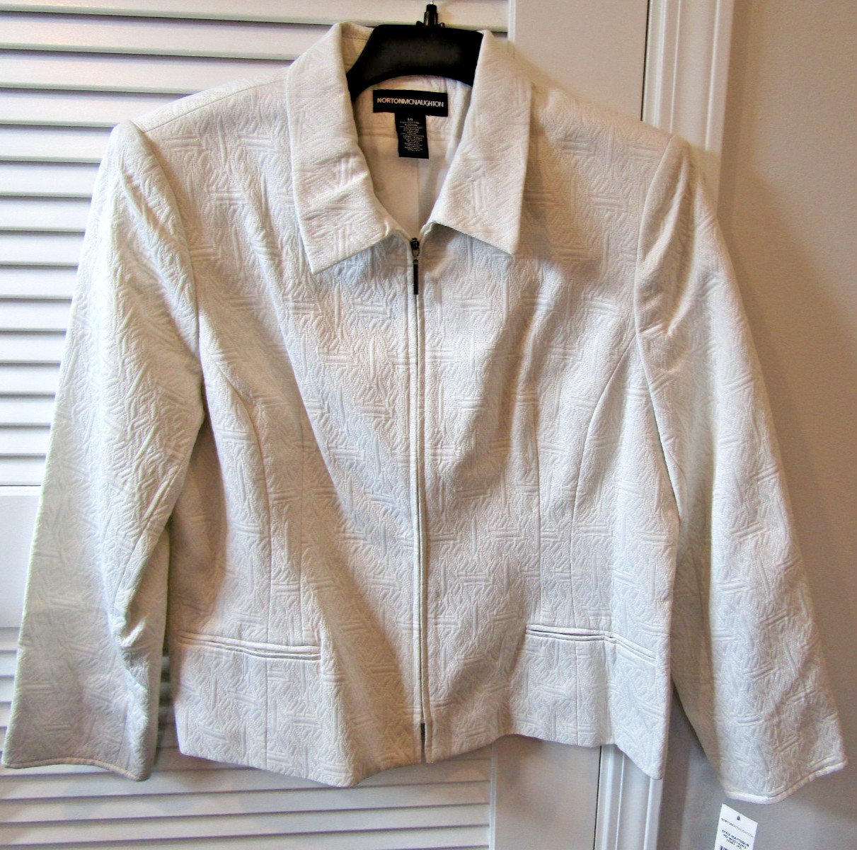 Norton McNaughton White “Demographi” Women’s Zip Jacket Size 14 NWT