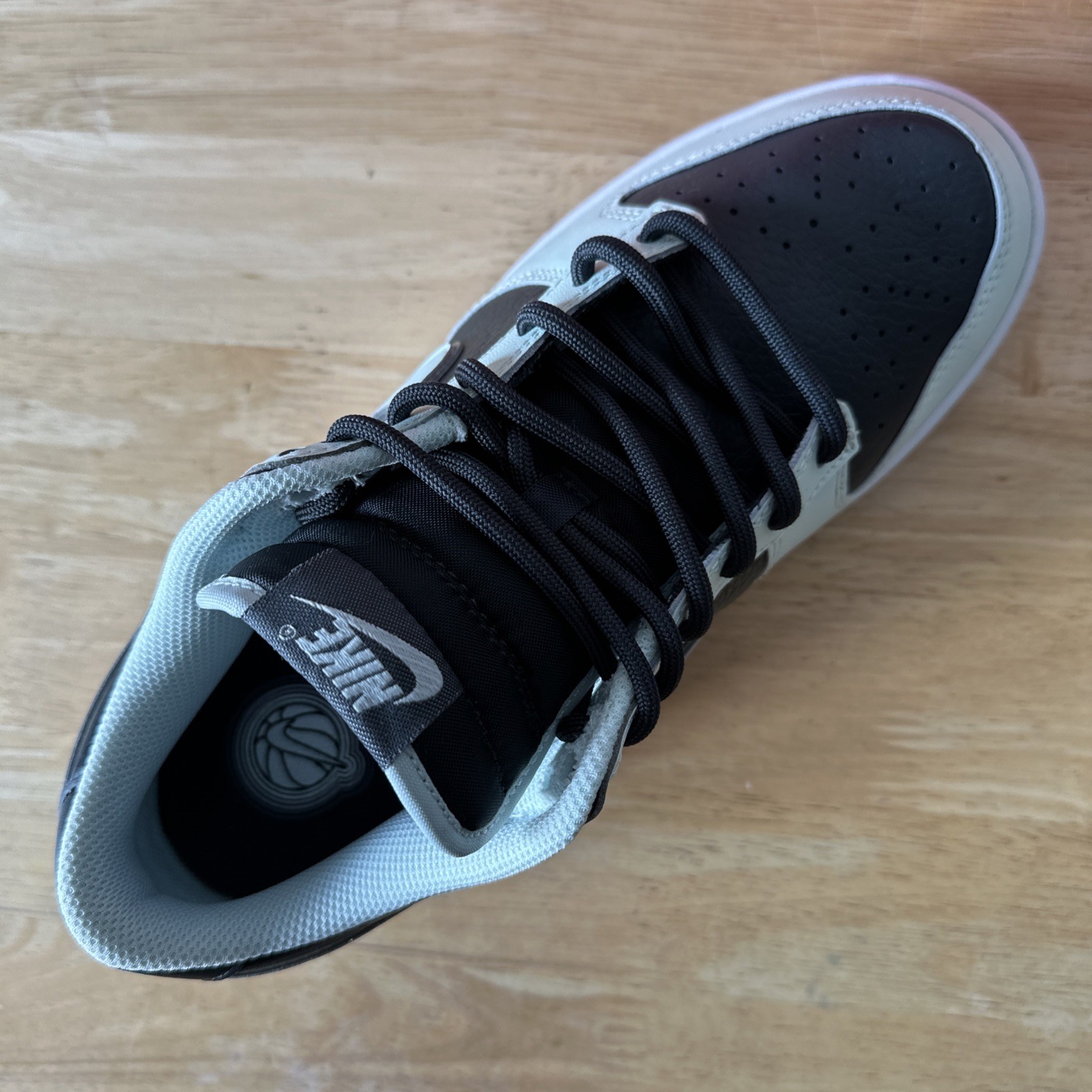 Size 8M/9.5W – Nike Dunk Low Dark Smoke Grey Barely Green FZ1670-001 Pre-Owned
