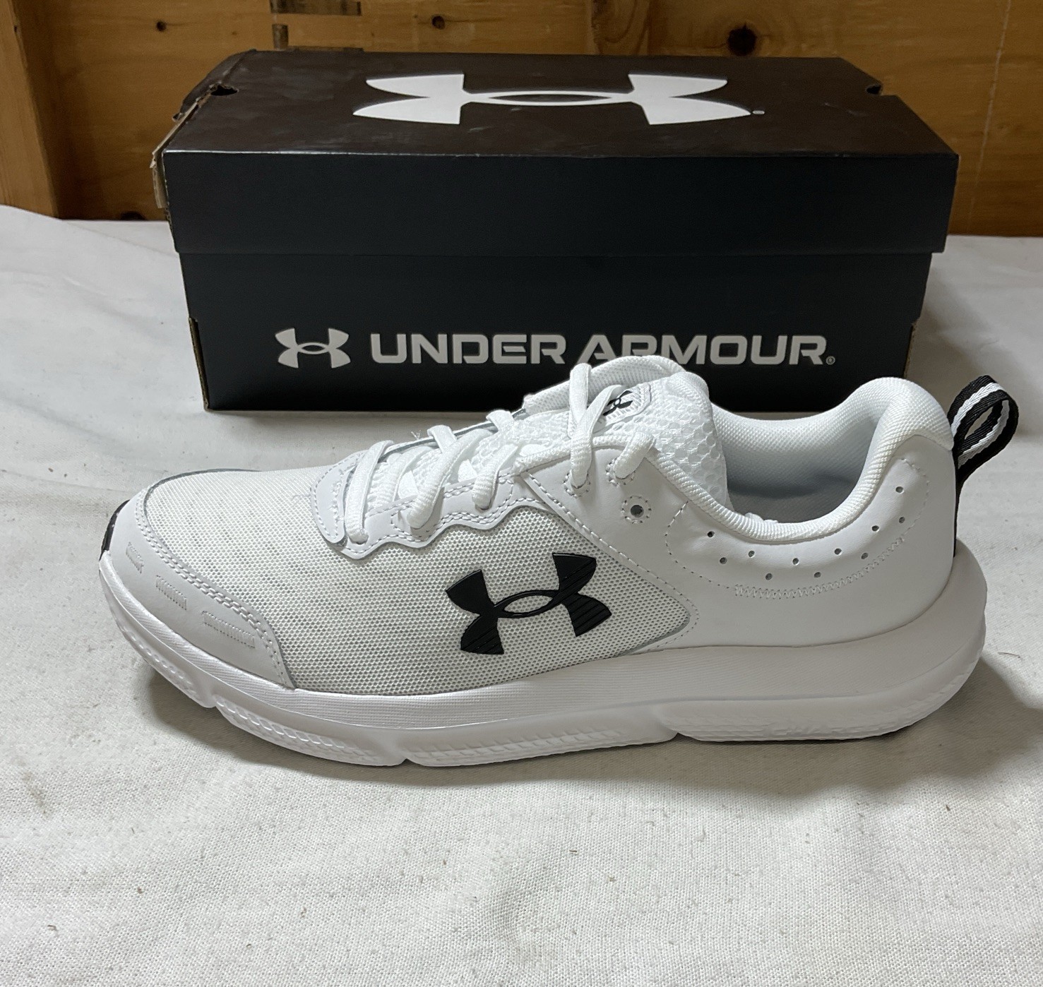 Under Armour Men’s UA Charged Assert 10 3026175-104 Shoes White/Black US 9.5M H5
