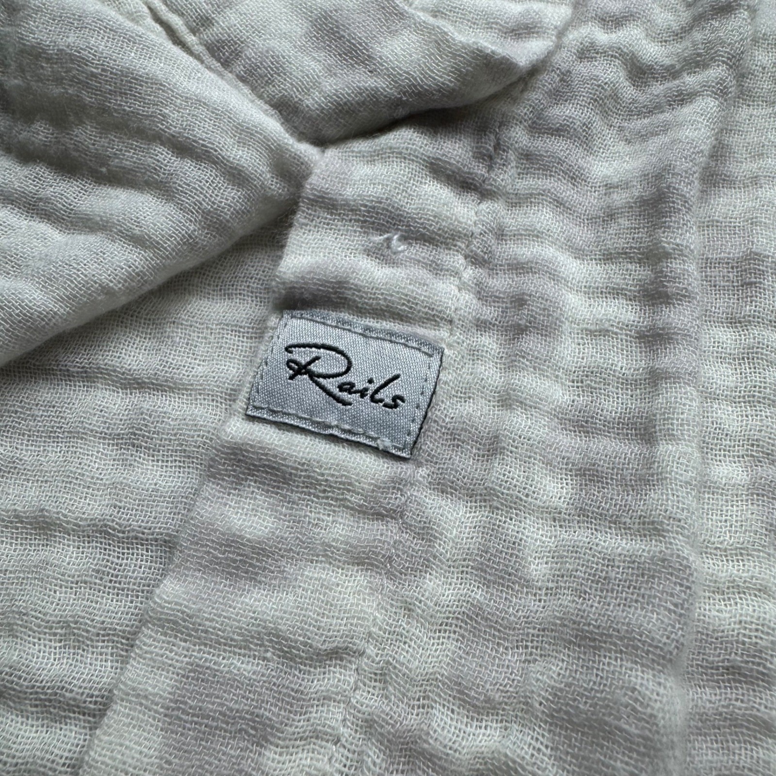 Rails Womens Shirt Large White Grey Cheetah Print Button Down Long Sleeve Gauzy