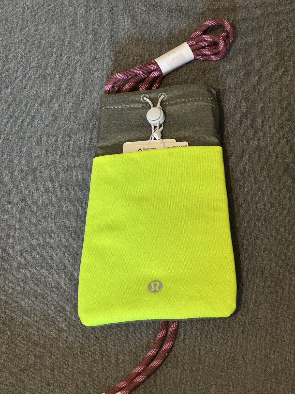 Lululemon Play Forward Crossbody Pouch Bag OS Gray Lime Green