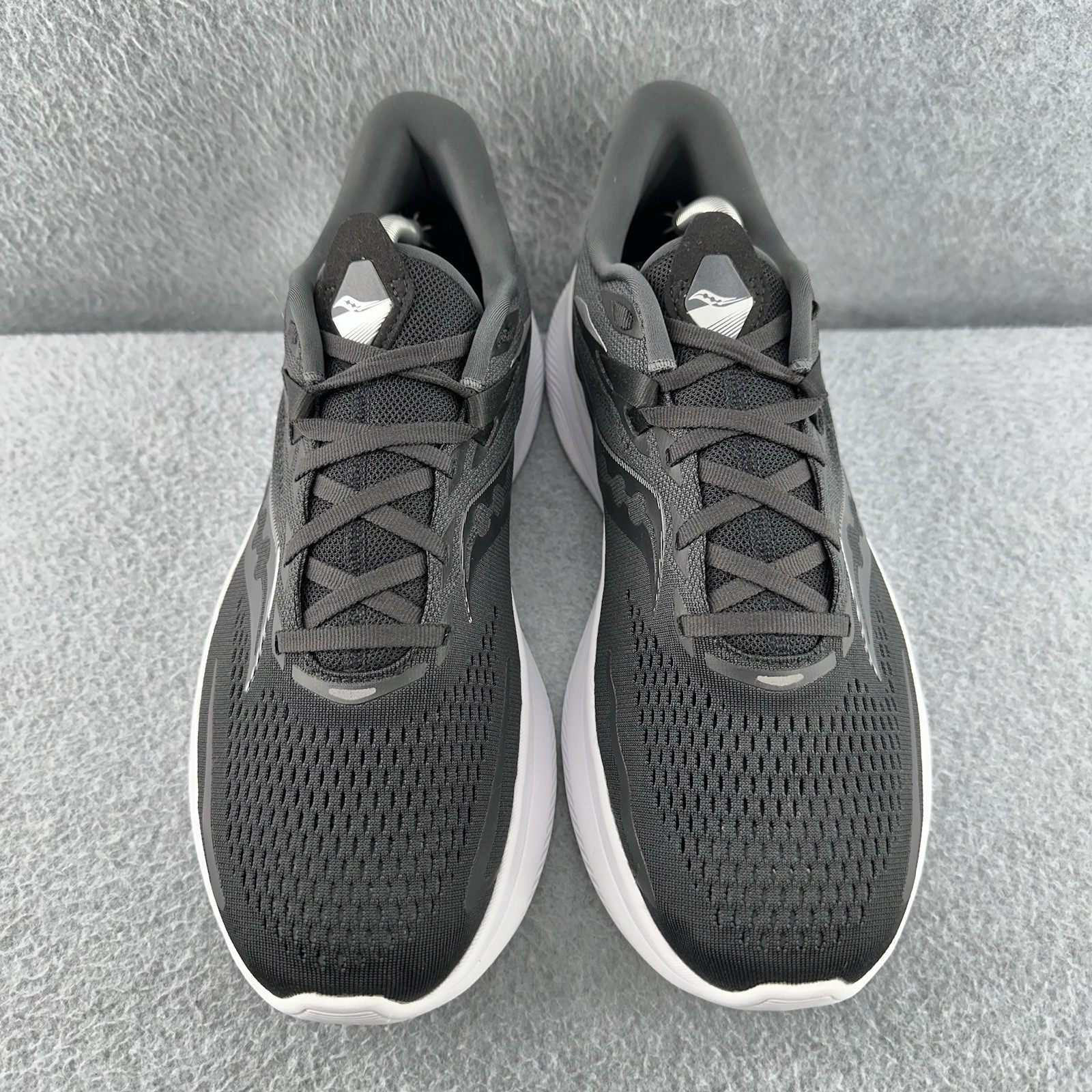 Saucony Ride 15 Mens Size 11.5 Black Athletic Casual Running Shoes Sneakers
