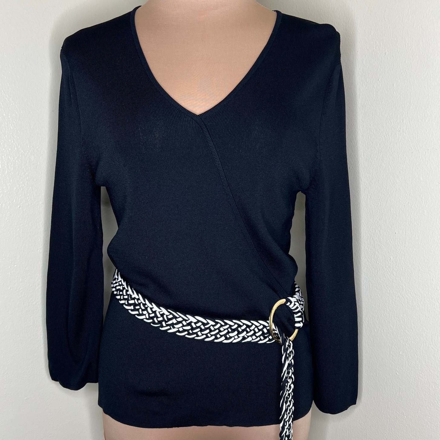 Cable & Gauge Belted Top Medium Womens Black Braided Tassel V-Neck Knit Viscose