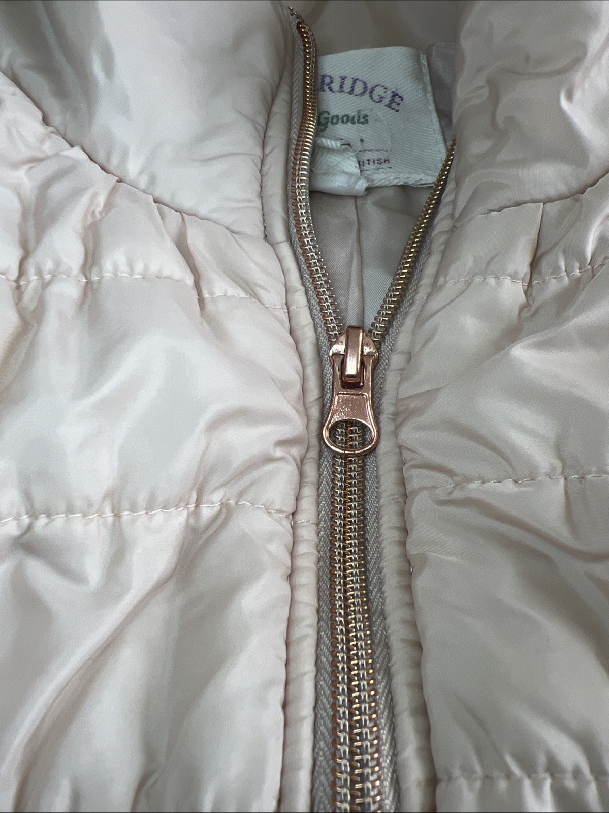 Cambridge Dry Goods Quilted Vest Large Women’s Rose Gold Zipper Pockets