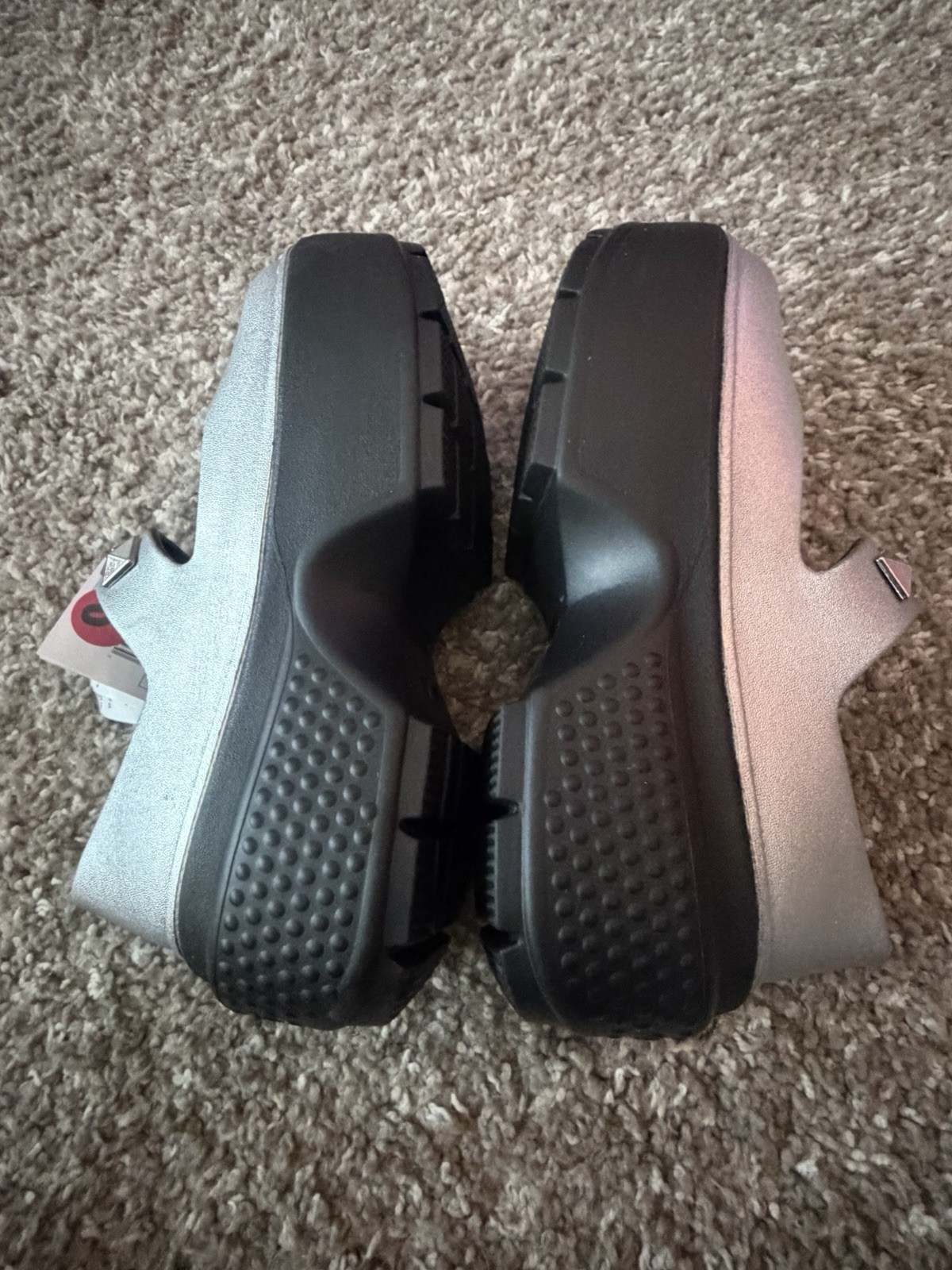Crocs Stomp Silver Platform Mary Jane Shoes Sz W 6 – M 4