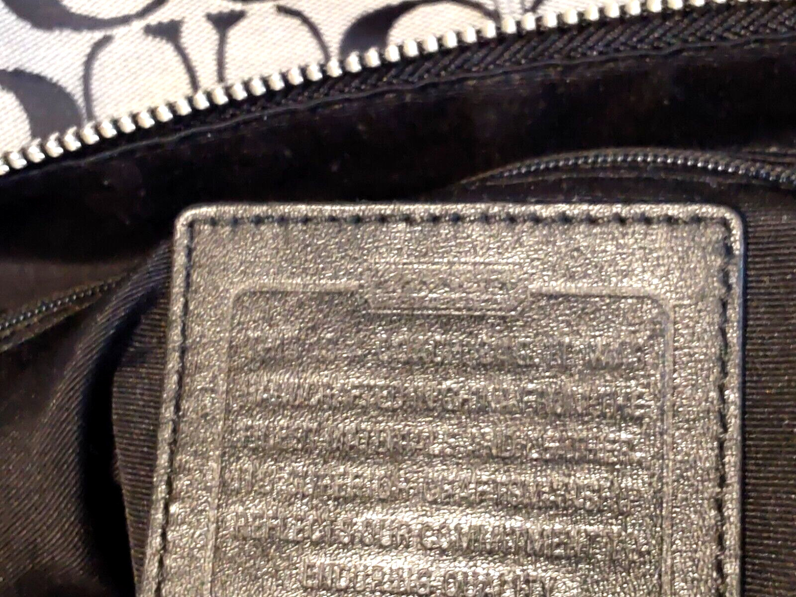 Coach Soho Black Gray Jacquard Crossbody Shoulder Purse HandBag 14″W11″H4″D Read