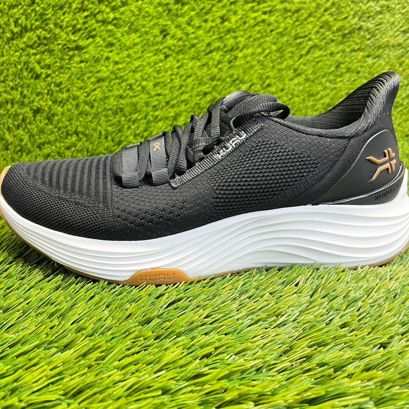 Kuru Atom 2 Womens Size 9D Black White Athletic Running Walking Shoes Sneakers