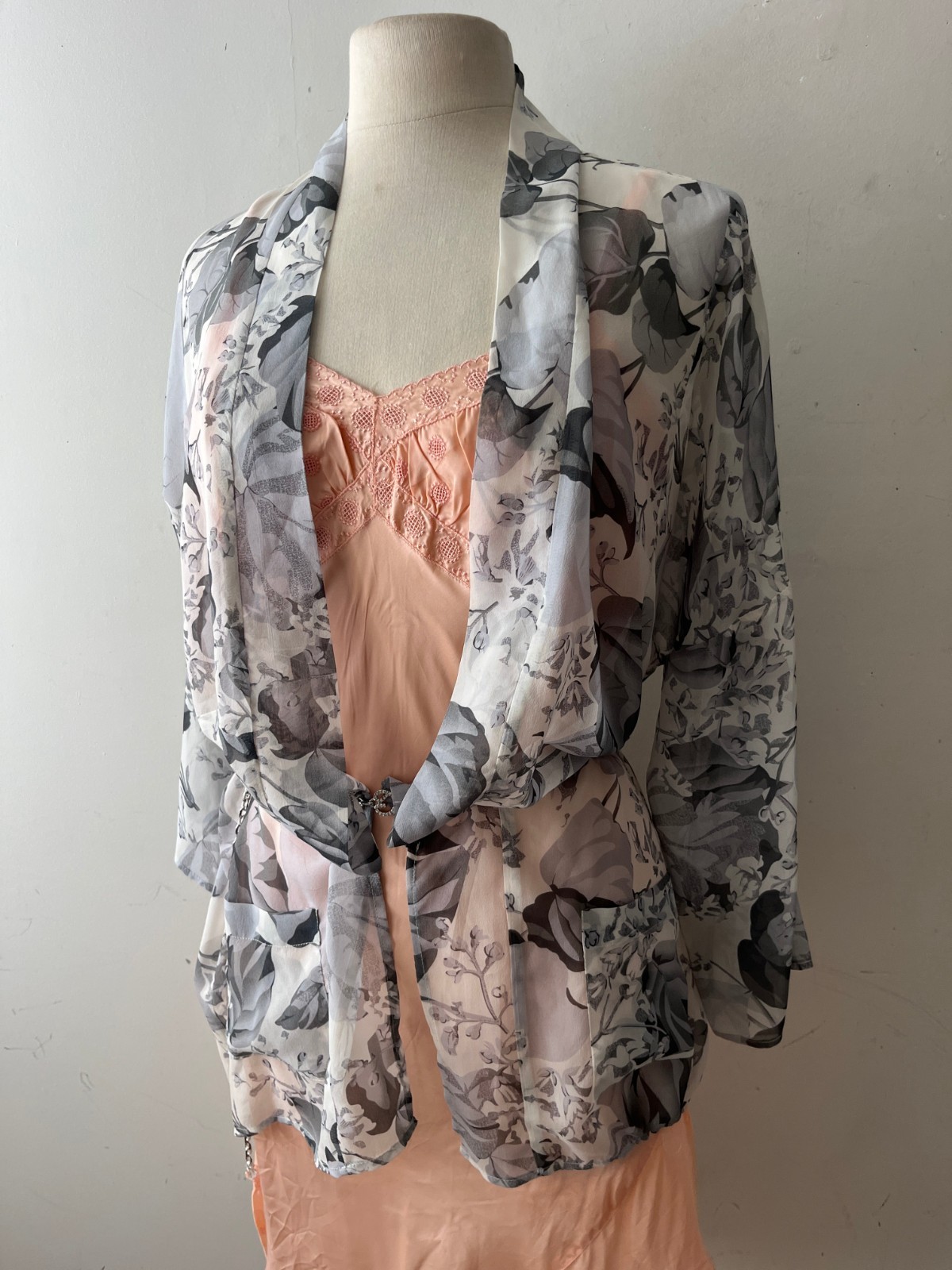 Falcon Bloom Grey Floral Sheer Silk Wrap Kimono Y2K Boho