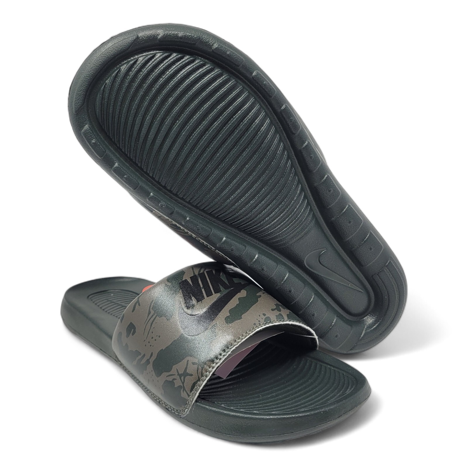 Nike Victori One Athletic Slides Men’s Sizes 7 or 8 Olive Stone Sport Sandals