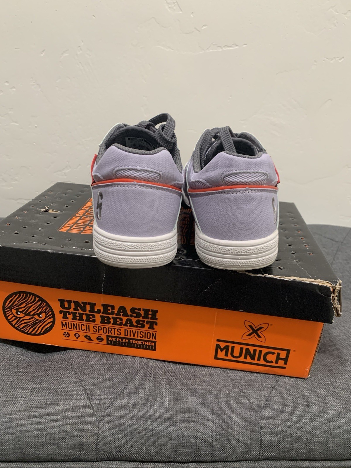 Munich Continental V2 4104050 Low Top Lace-Up Sneakers Purple Gray Red