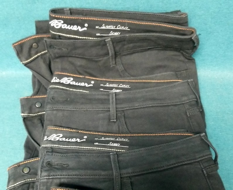 3 EUC Eddie Bauer Gray Black Slightly Curvy Skinny Denim Women’s Jeans Size 20.
