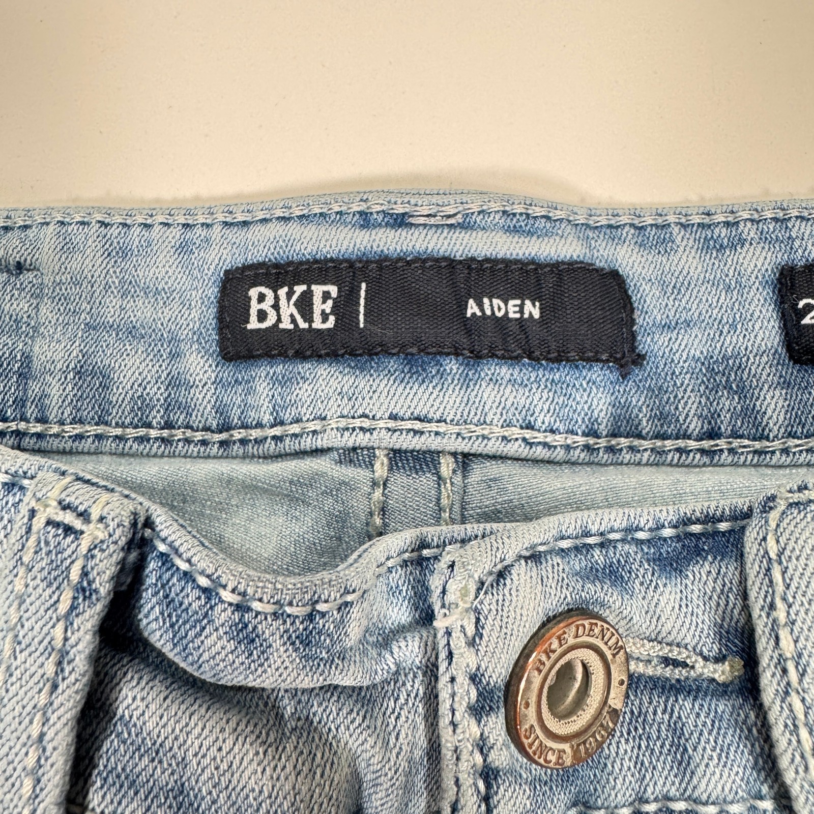 BKE Aiden Slim Bootcut Jeans Men’s 29×30 Fits 27×28 Stretch Denim Buckle