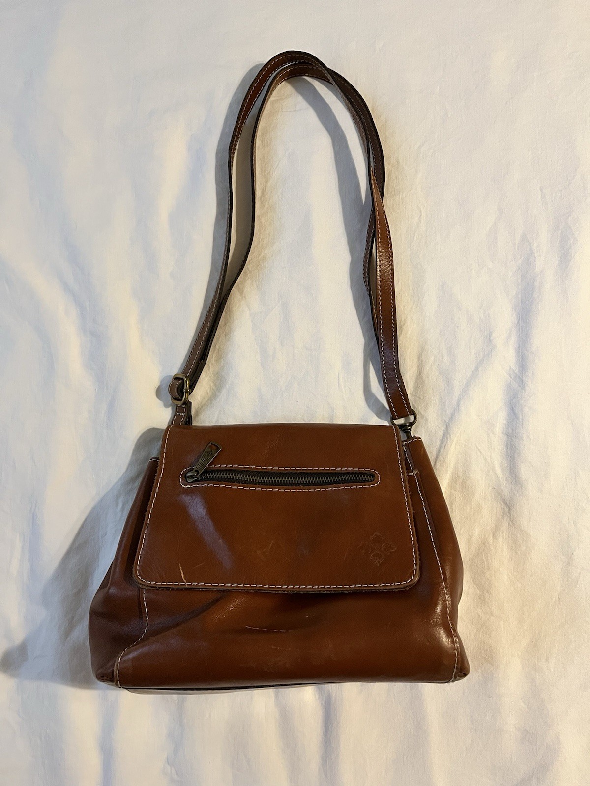 Patricia Nash Brown Shoulder Bag Flap Magnetic Closure Zip Pocket Gold Hardware